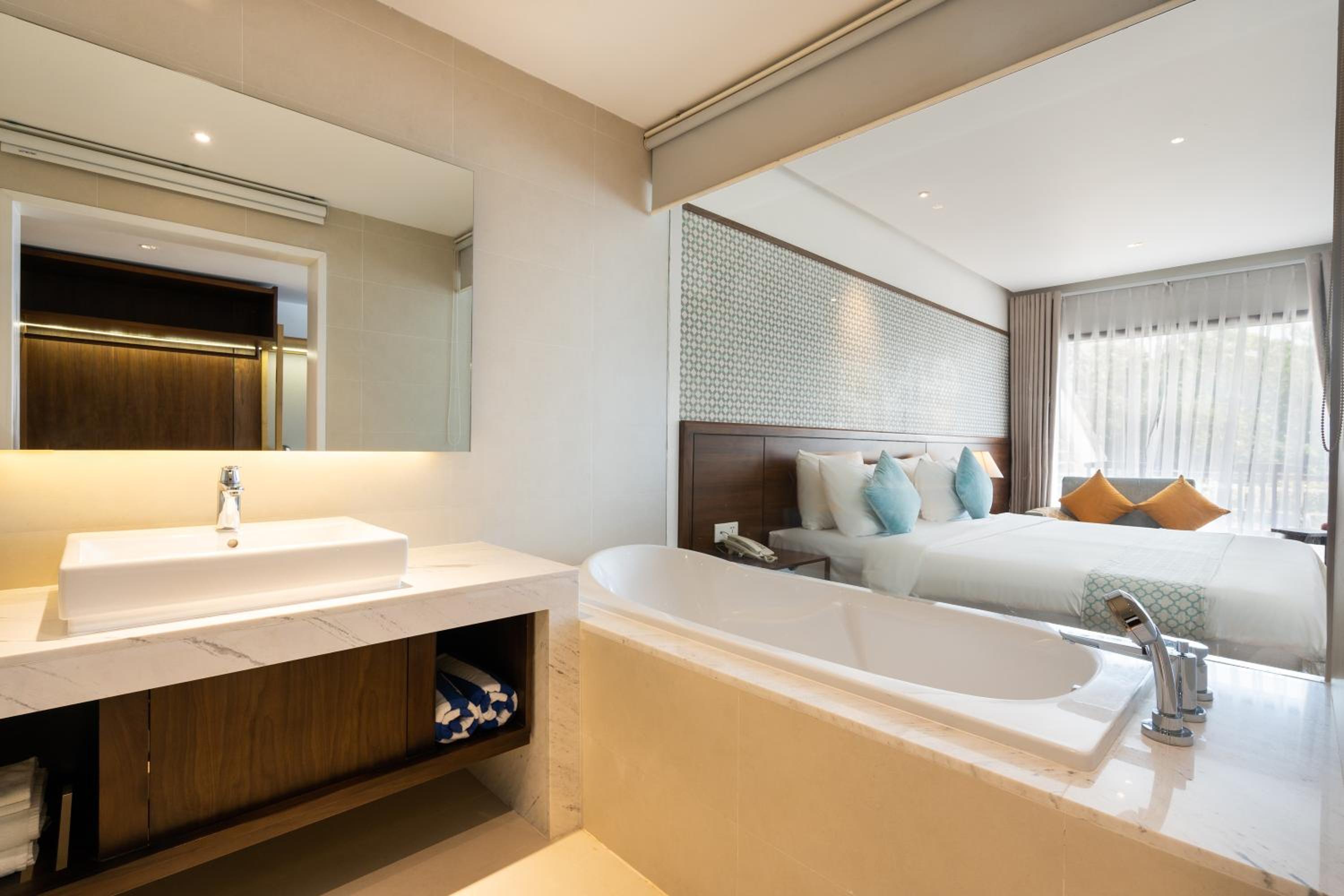 Hoang Ngoc Beach Resort