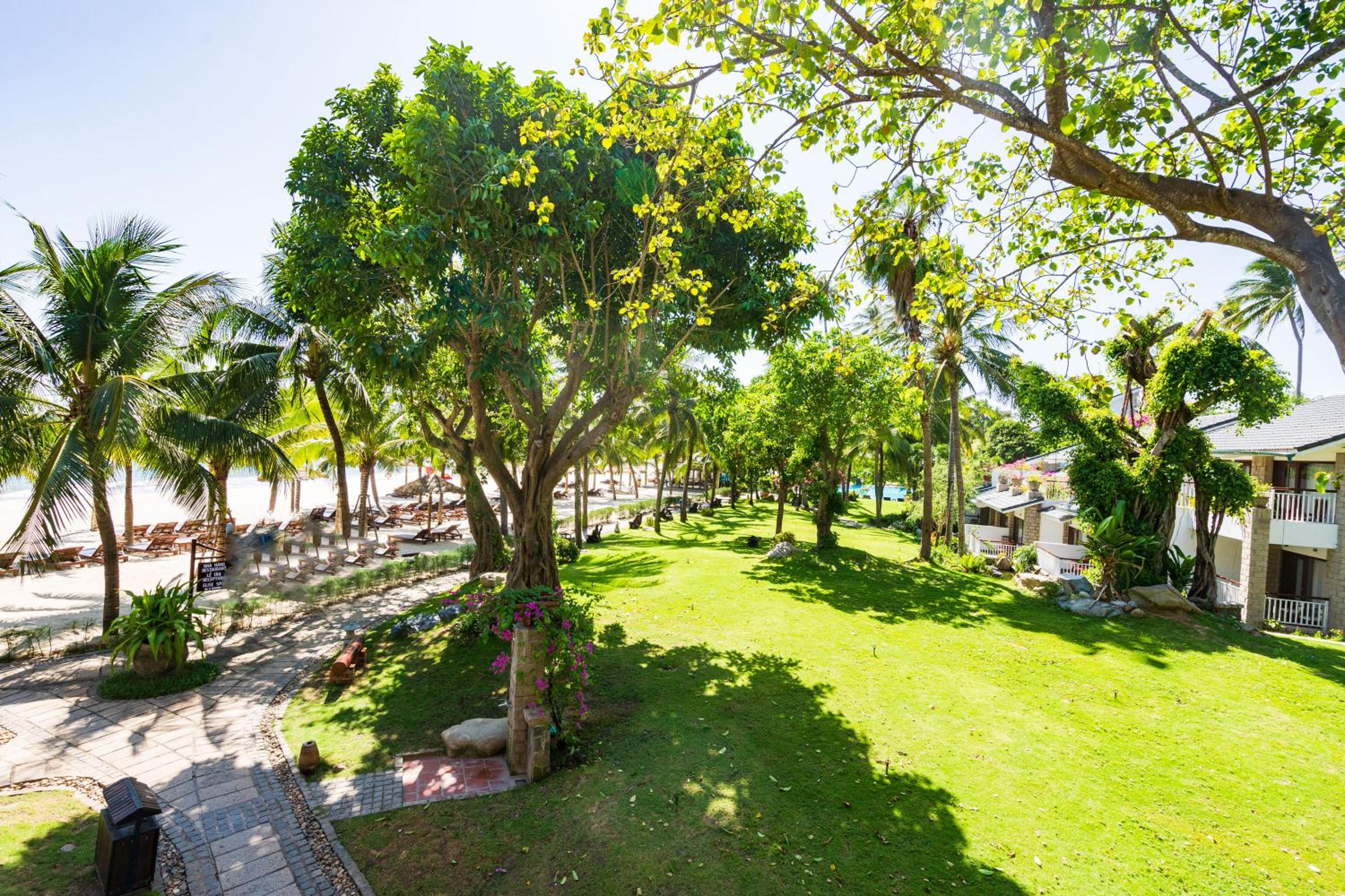 Hoang Ngoc Beach Resort