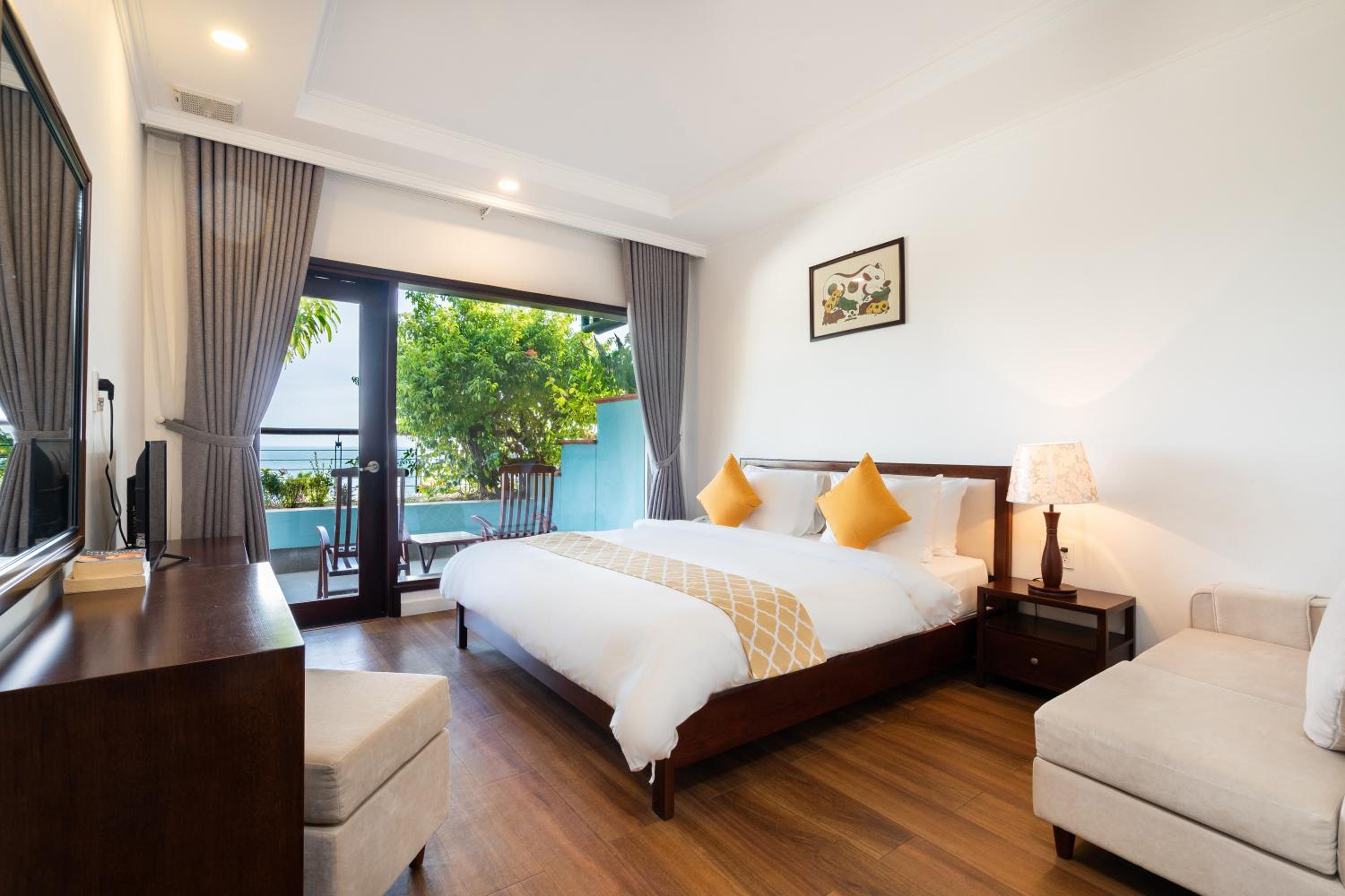 Hoang Ngoc Beach Resort