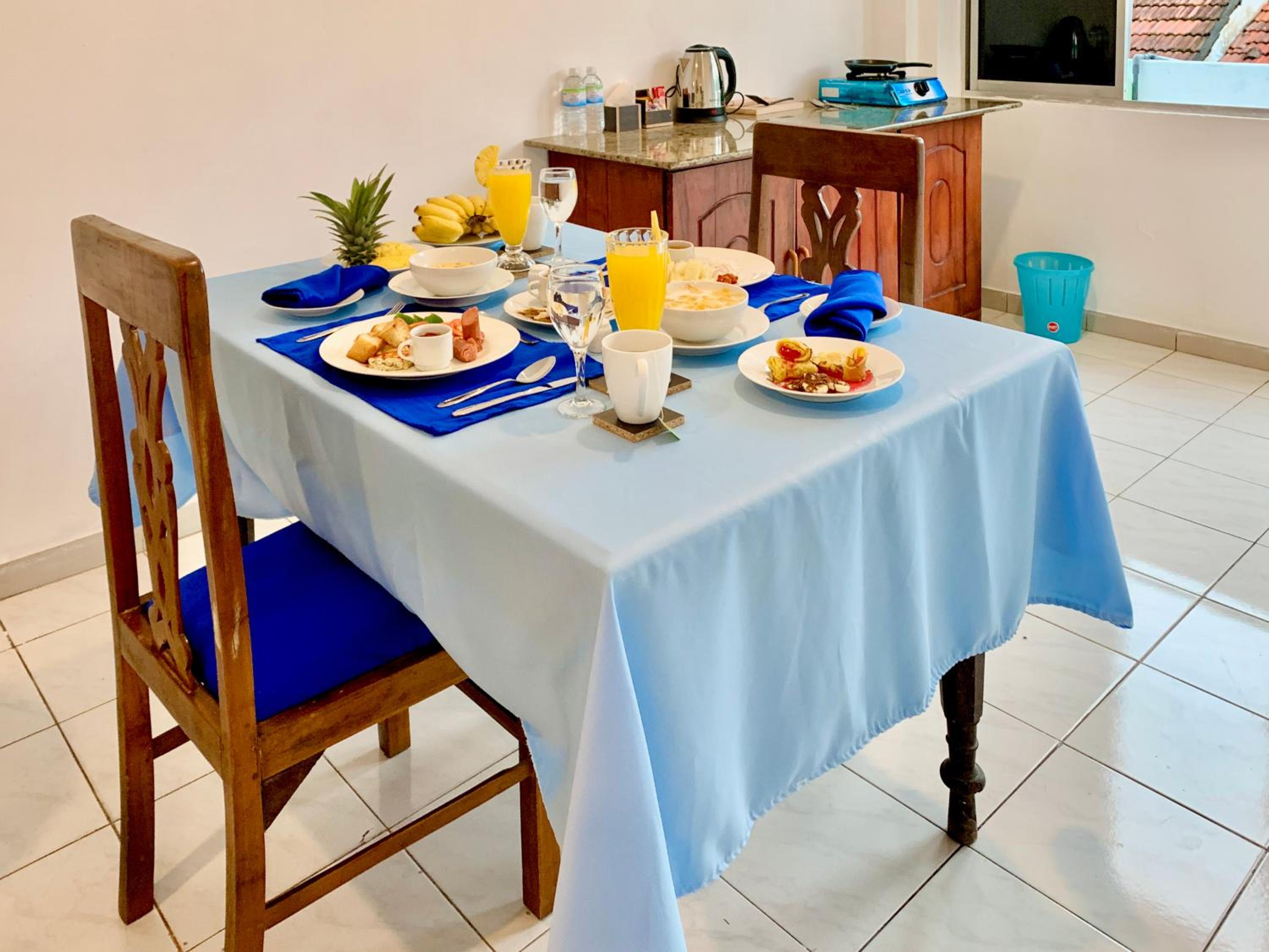 dining