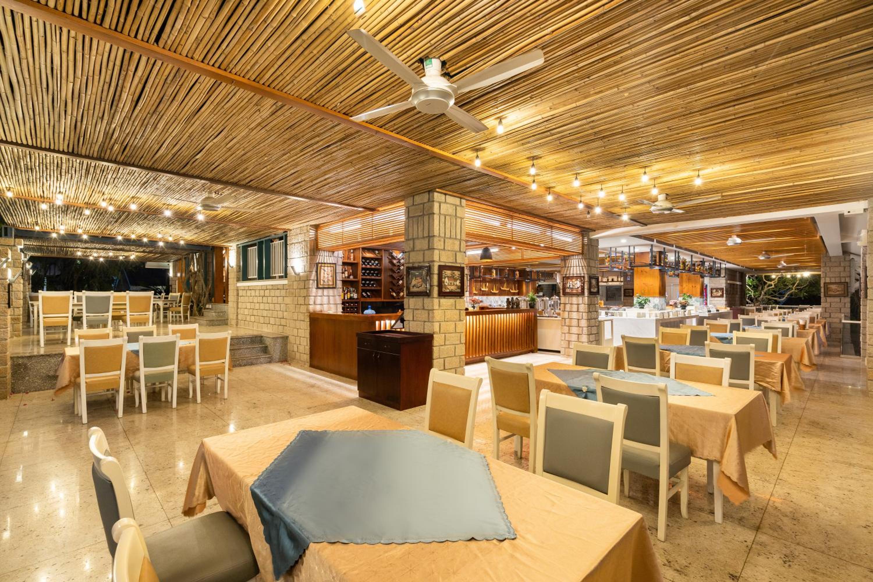 Hoang Ngoc Beach Resort