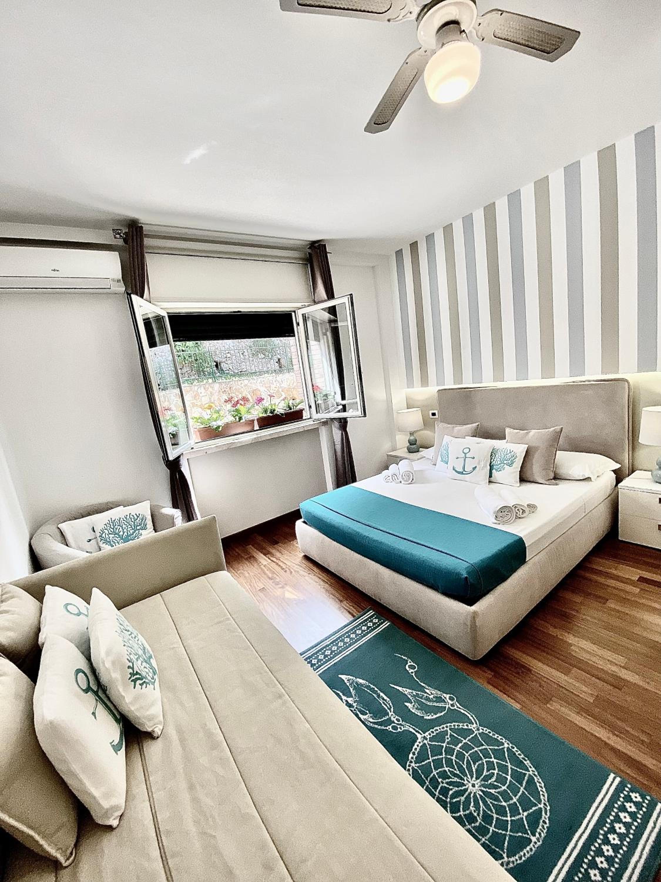 Mottola Apartment en Tropea — hotel room