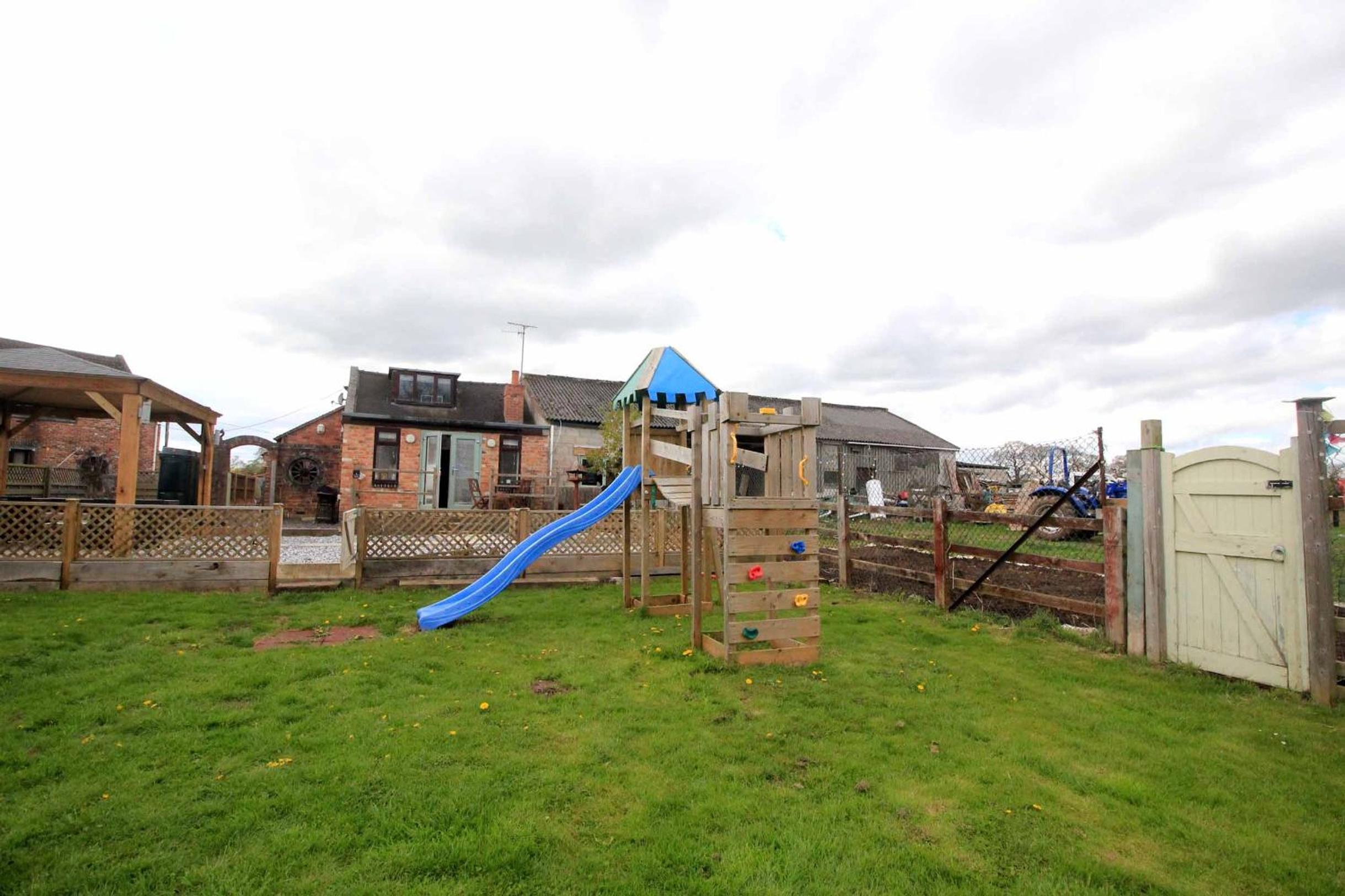 Beautiful rural cottage with secure garden view 4