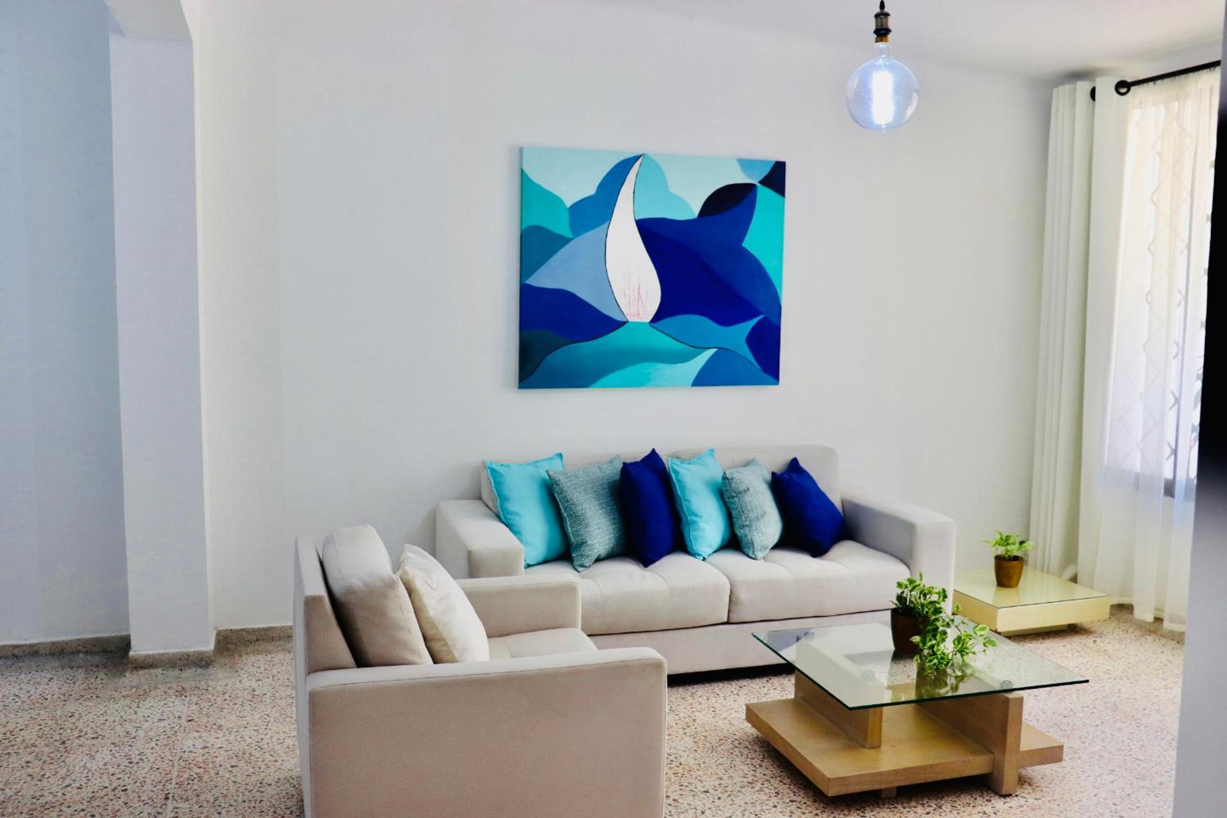 Hermosa casa ideal para grupos y familias con patio amplio cerca al Malecón