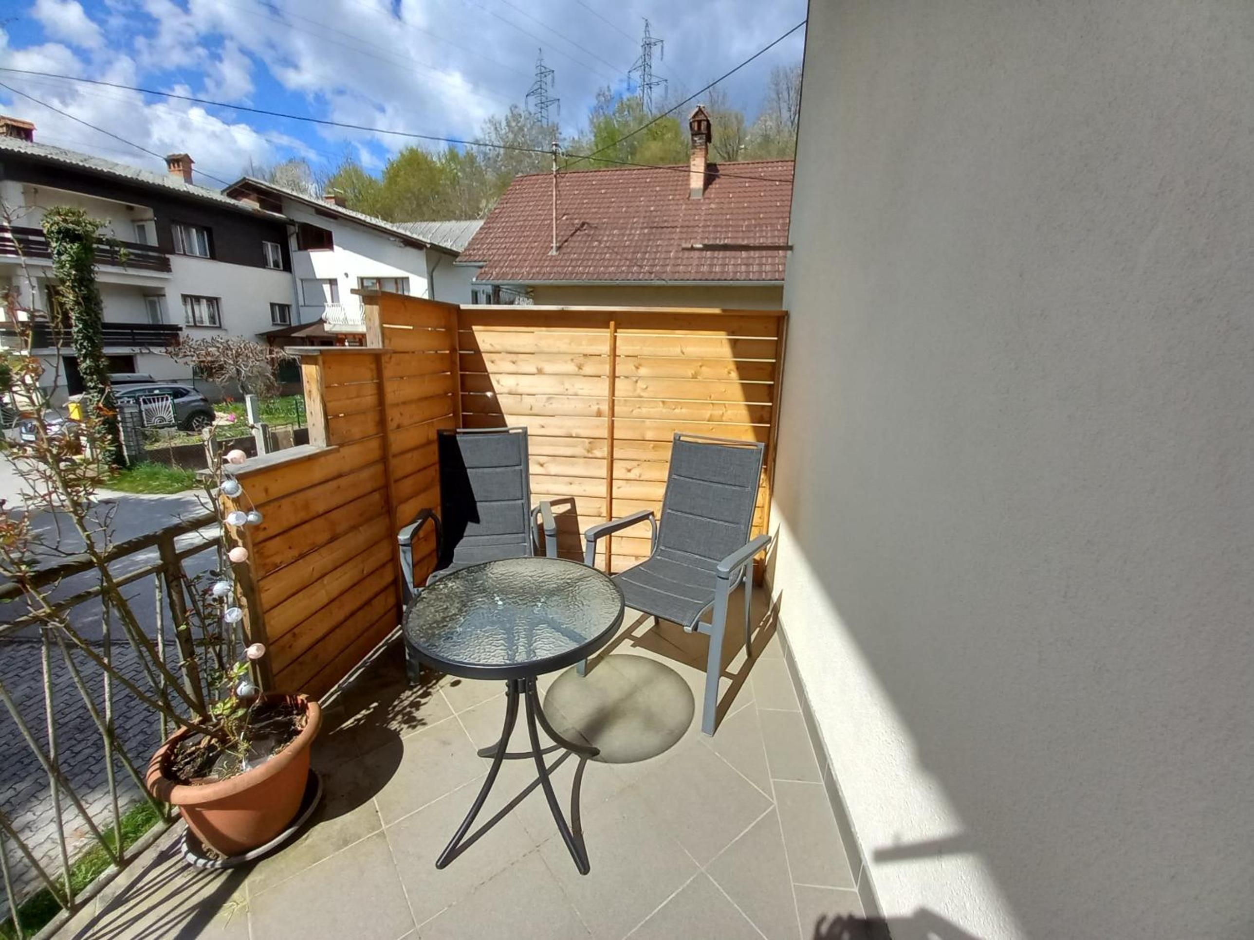 Lovely 2-bedroom appartment with free parking