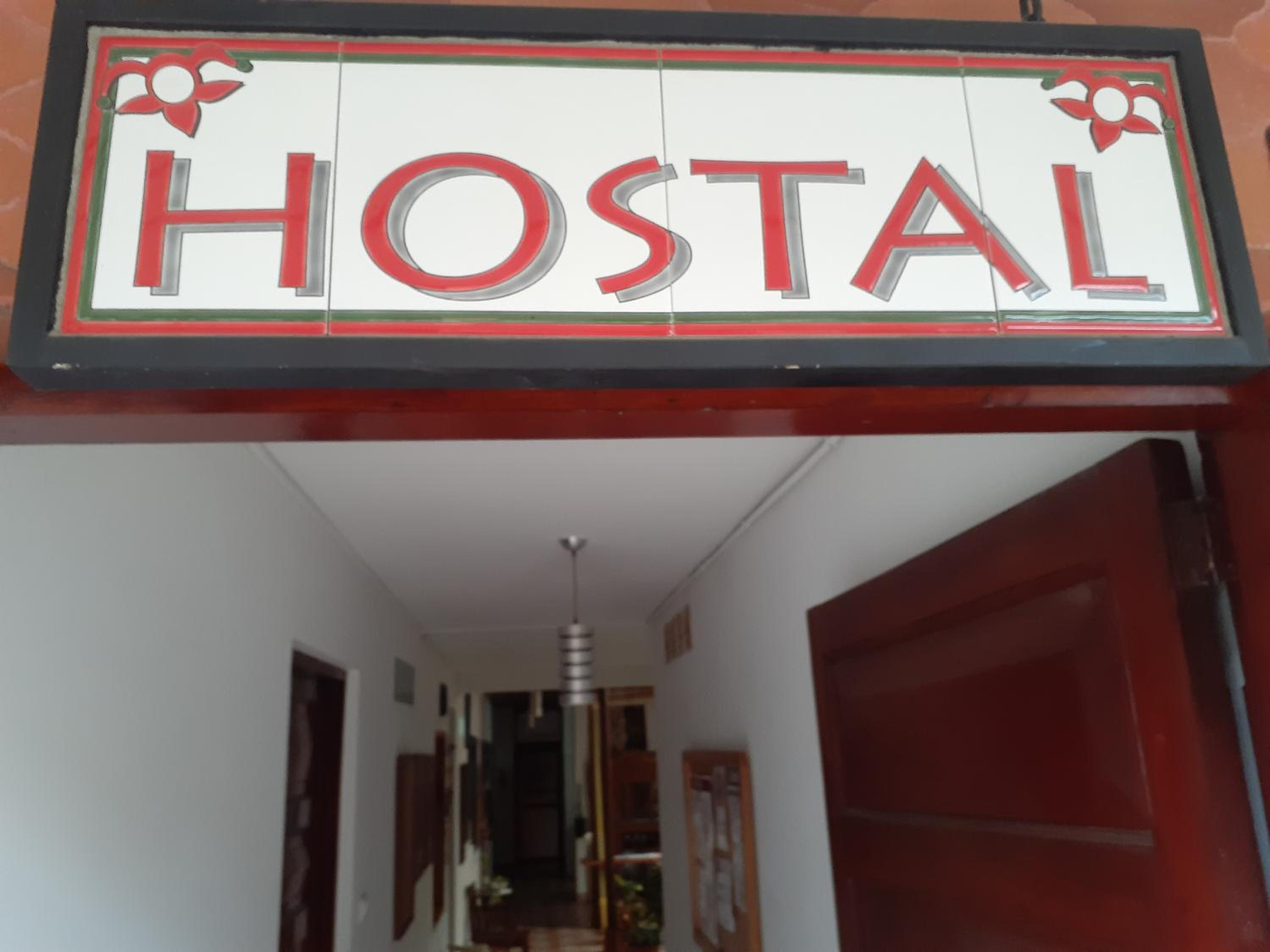 Hostal La Comedia