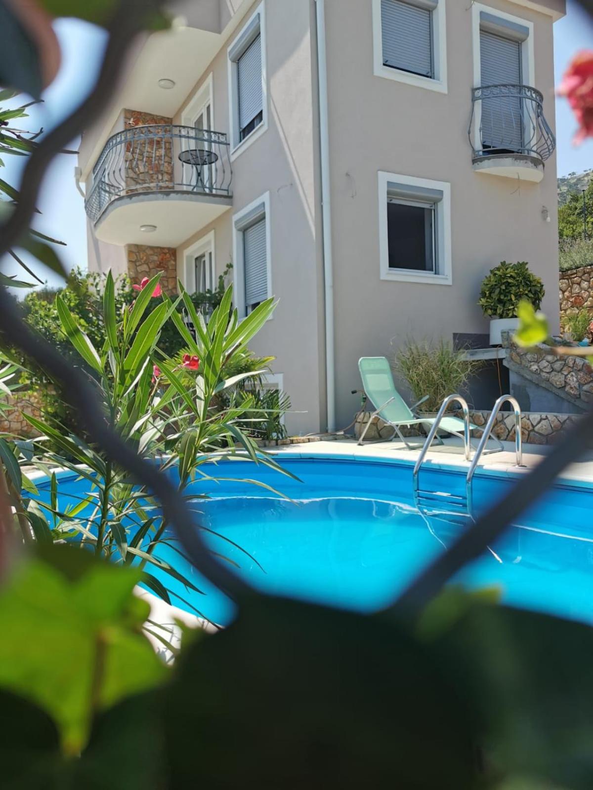 Ferienhaus Nera view 3