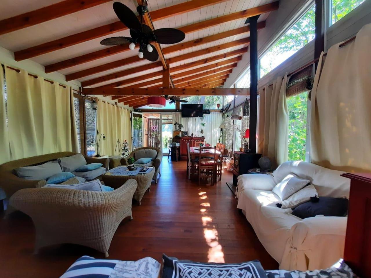 Itaca delta cabañas