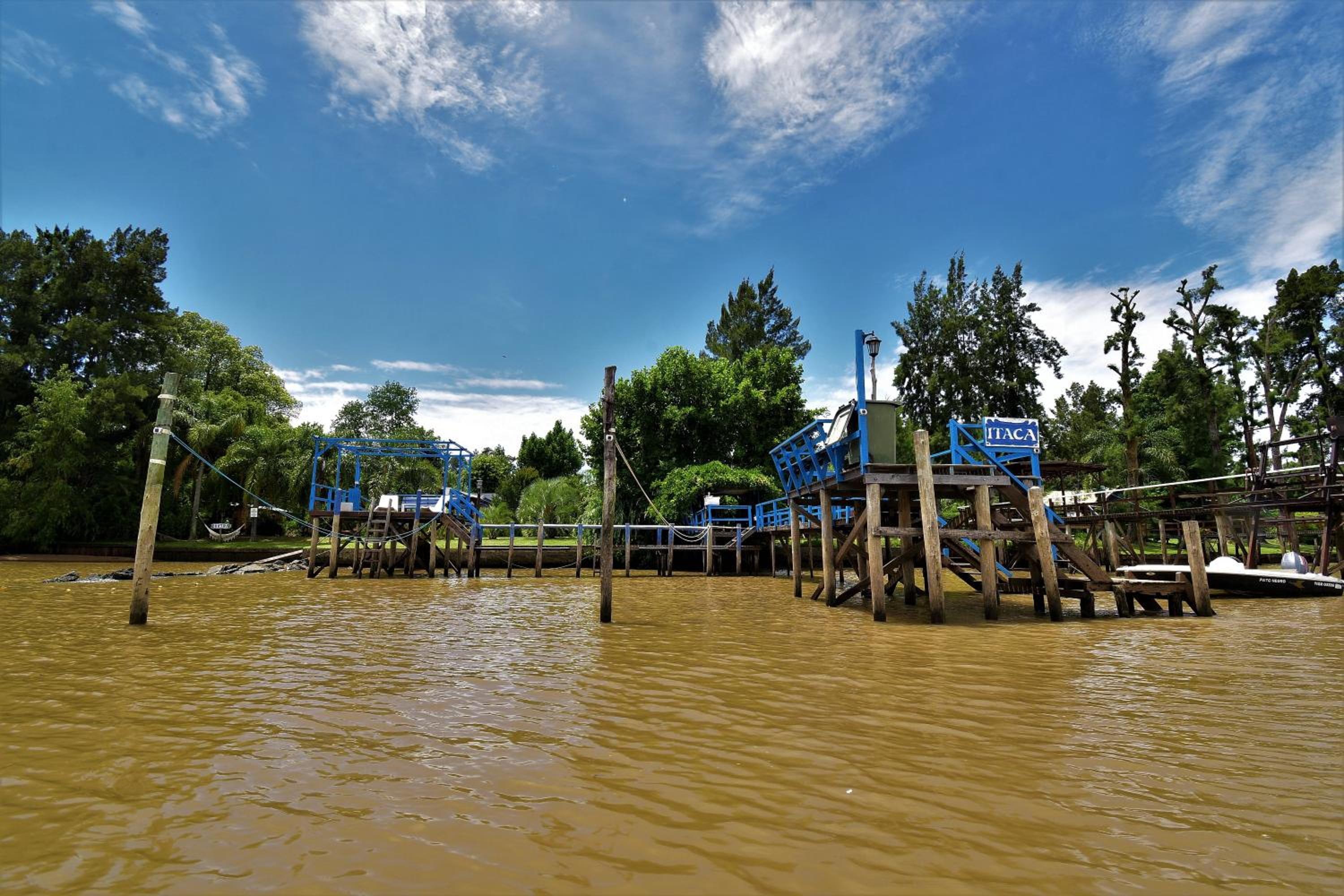 Itaca delta cabañas