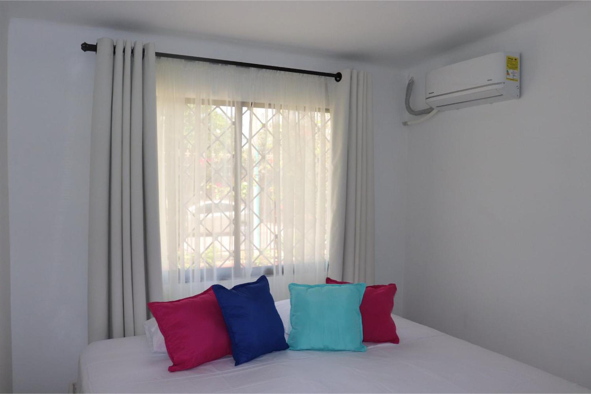 Hermosa casa ideal para grupos y familias con patio amplio cerca al Malecón