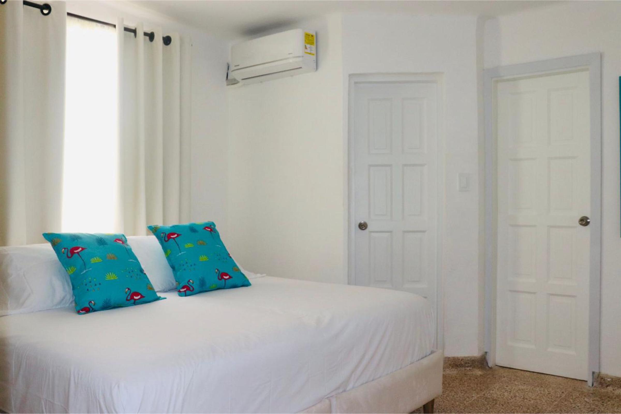 Hermosa casa ideal para grupos y familias con patio amplio cerca al Malecón