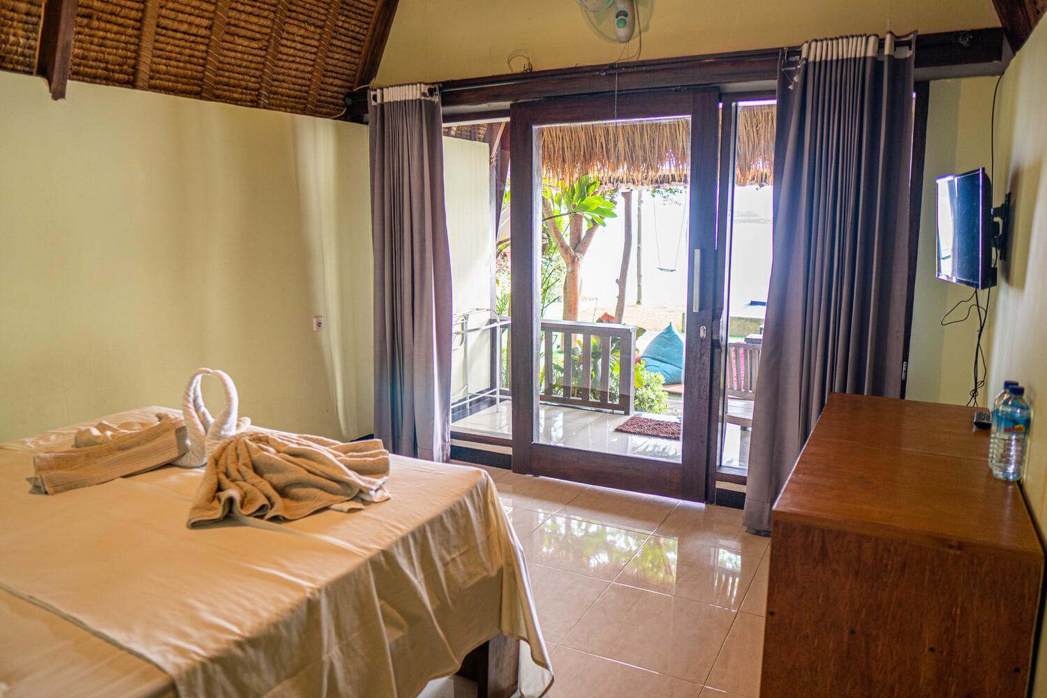 Krisna Bungalows and Restaurant