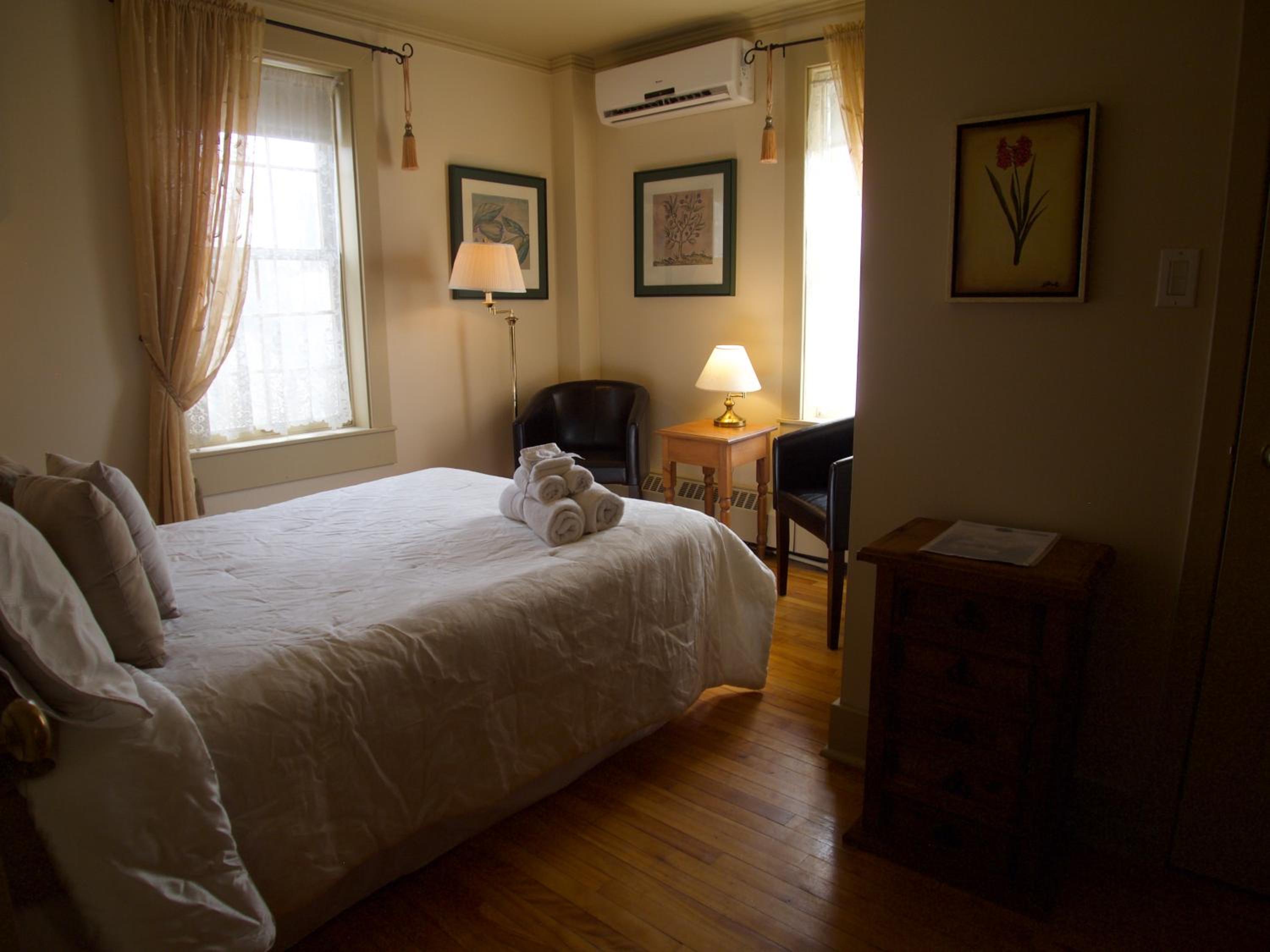 Au Manoir de la rue Merry