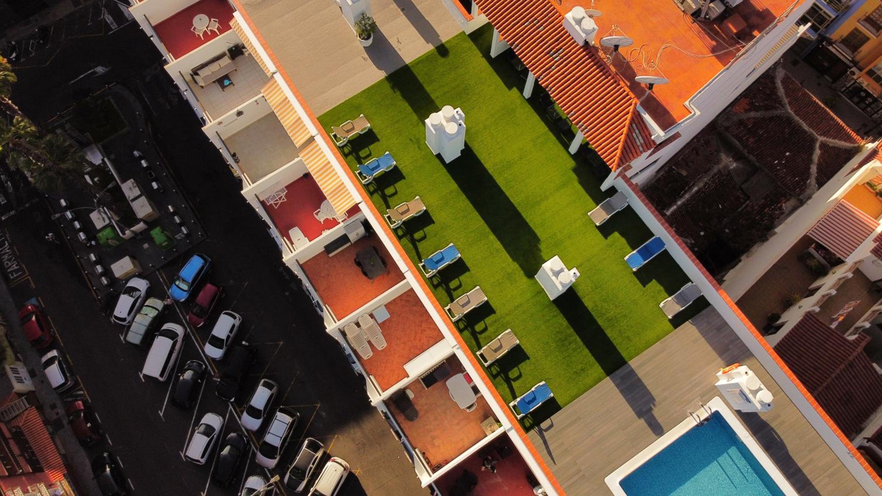 Estudio Ático Sol y Playa piscina