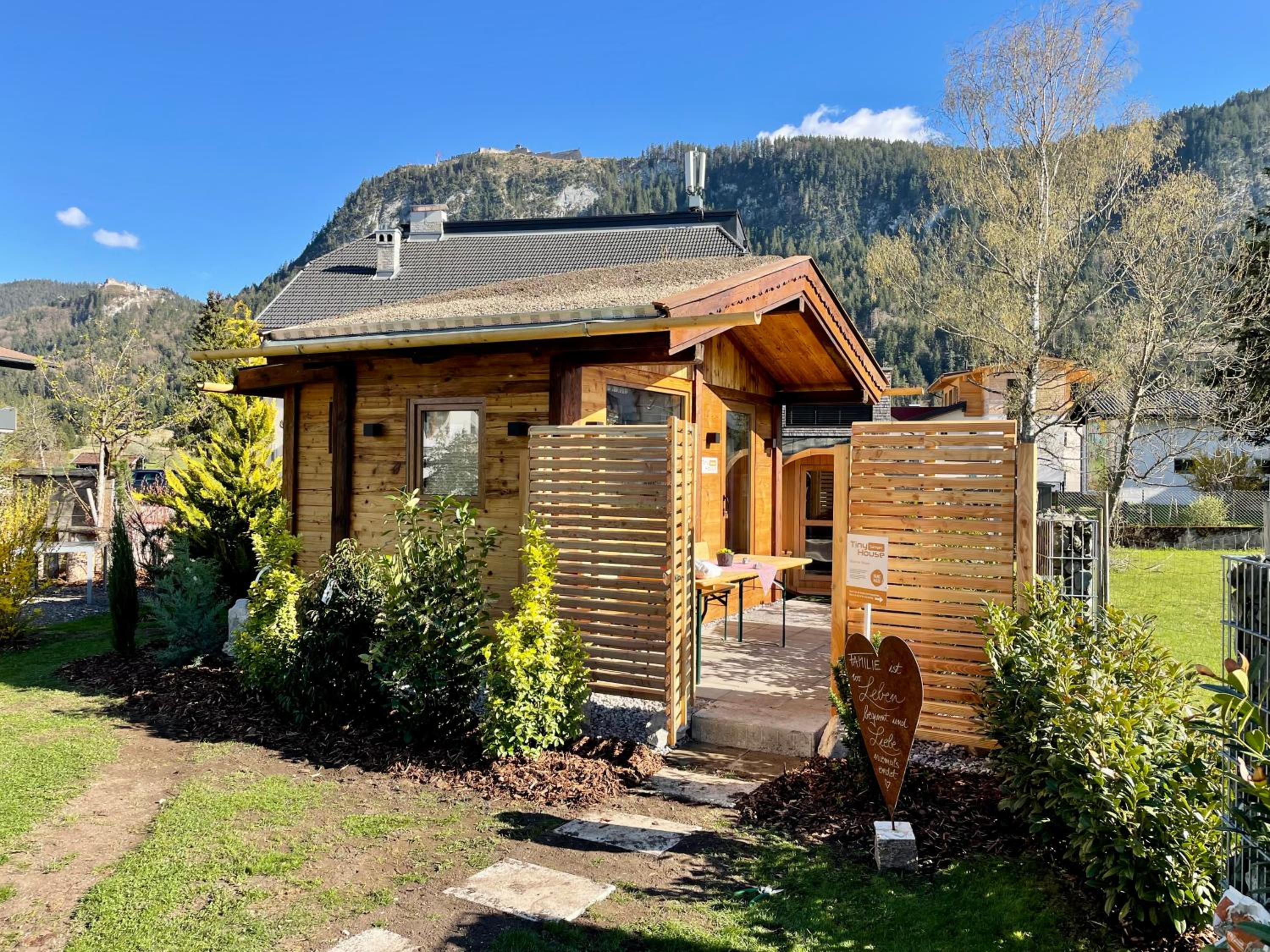 Tiny House Singer - contactless check-in - Sauna view 3