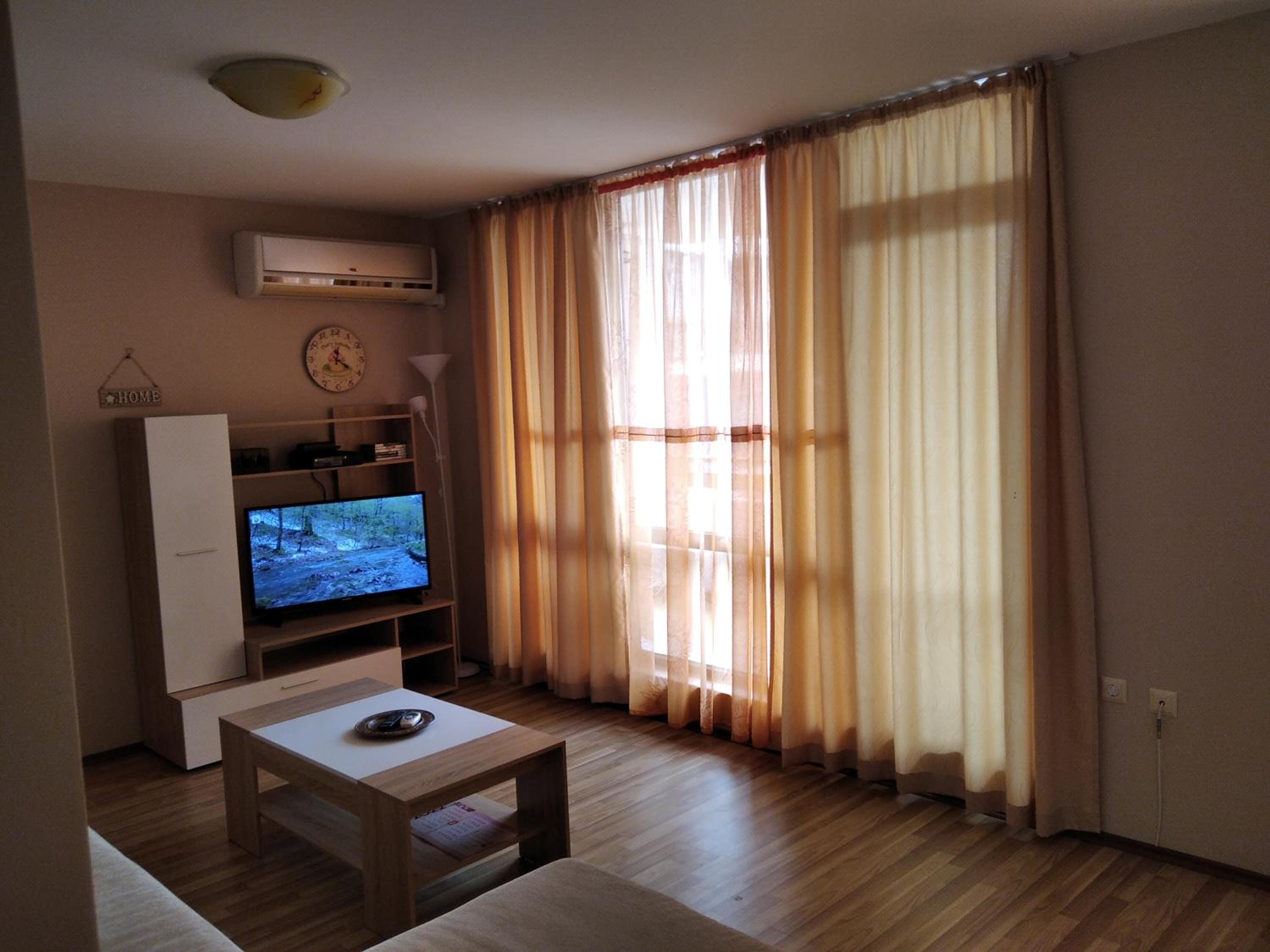 Victoria's apartments Nesebar view 4