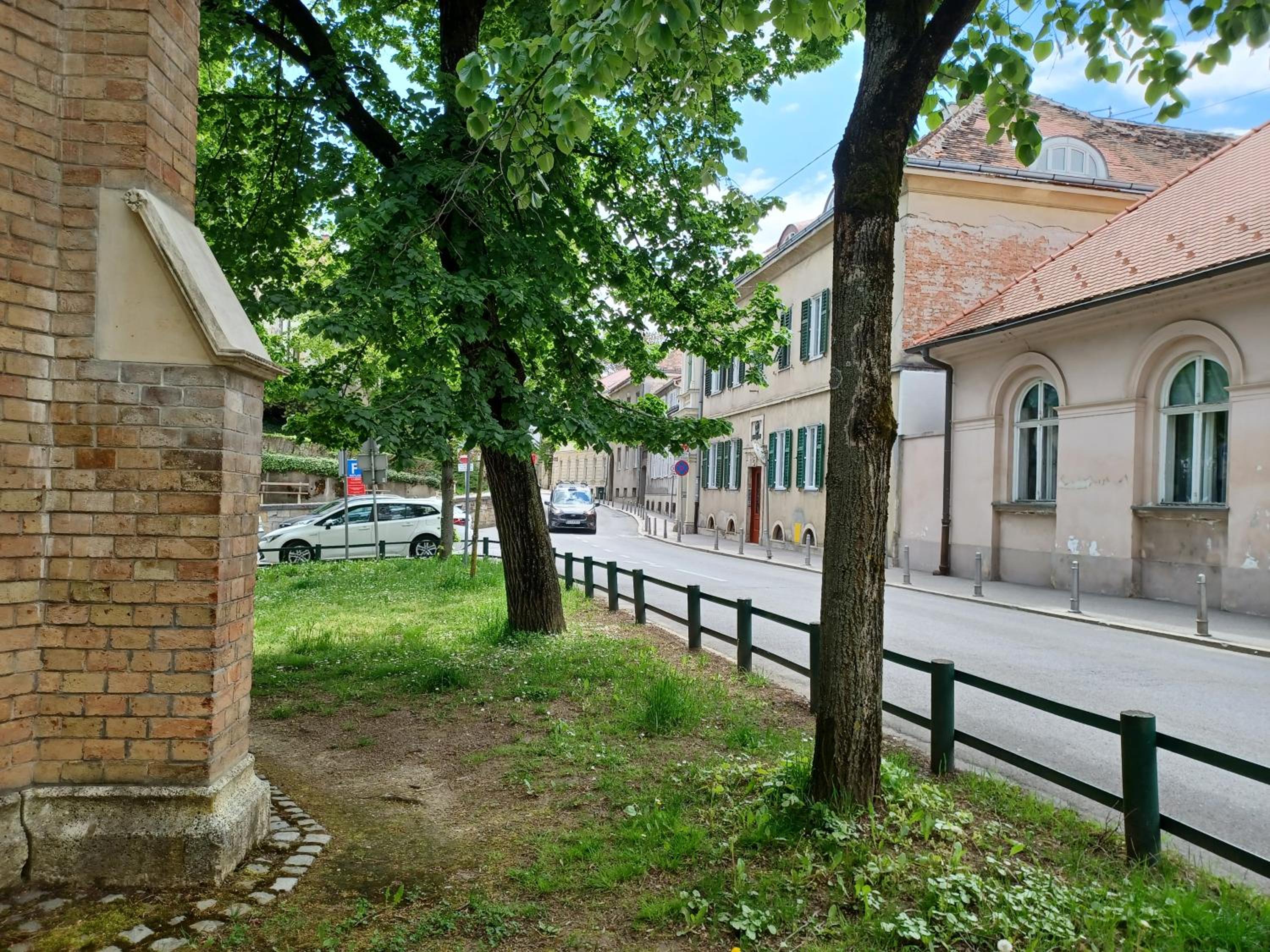 Photo 27