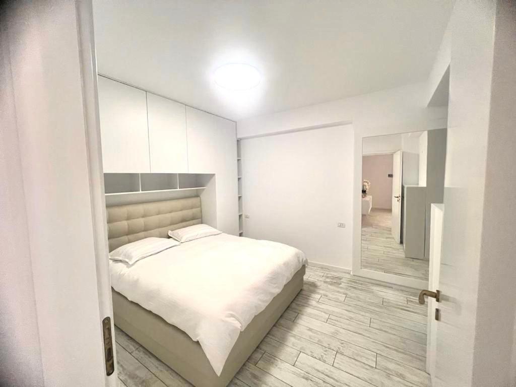 Durres Currila Modern Luxury STUNNING Beach Views