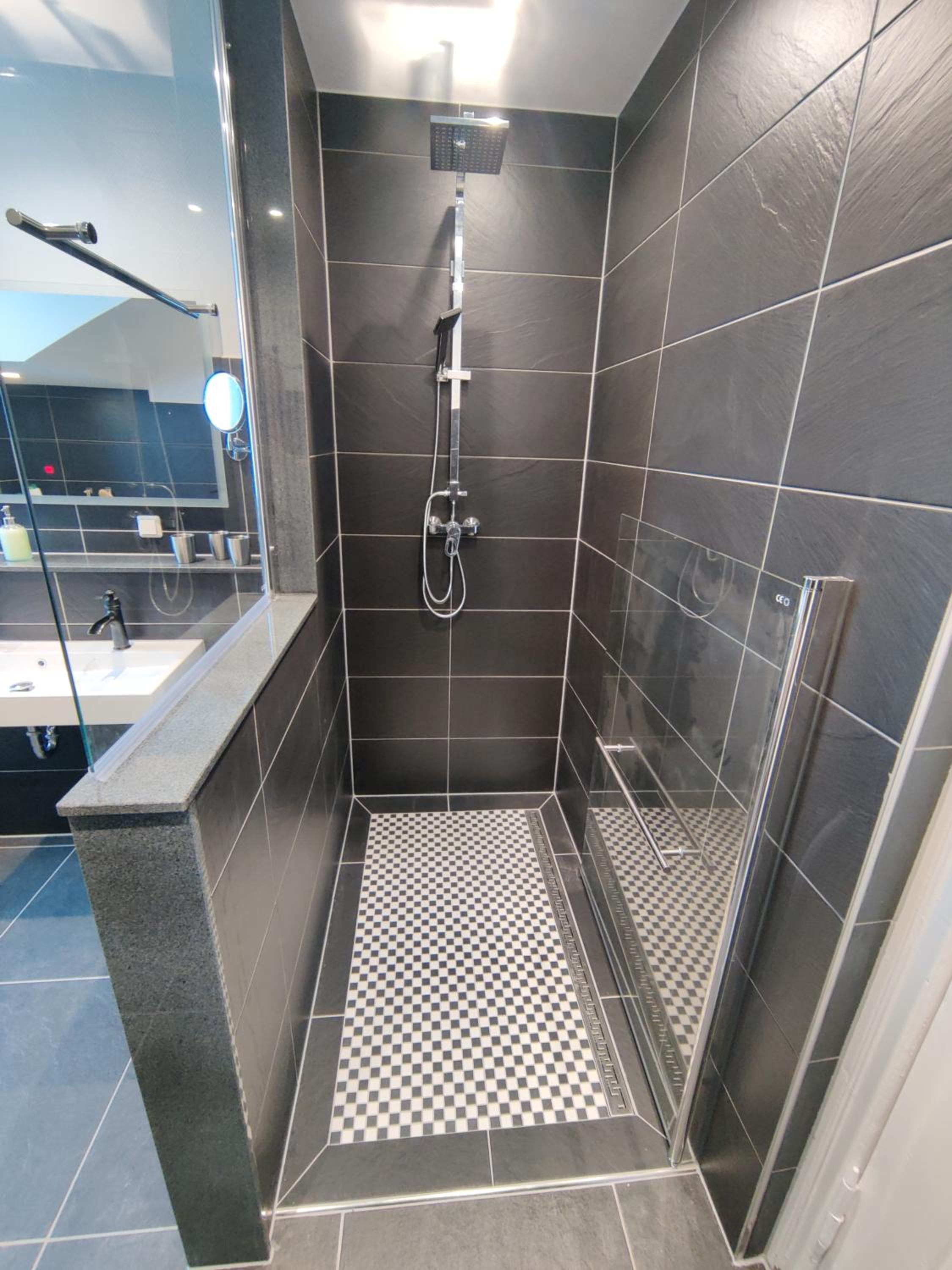 Havel Suites