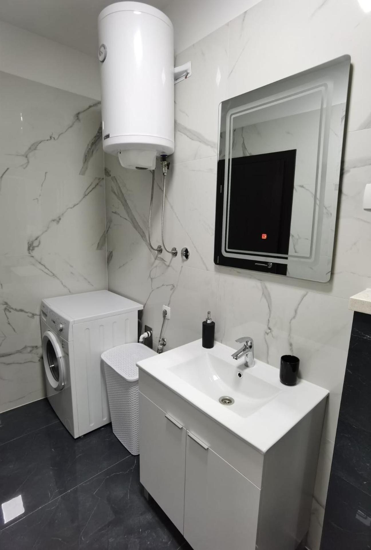 Apartman Lu en Jesenice — bathroom
