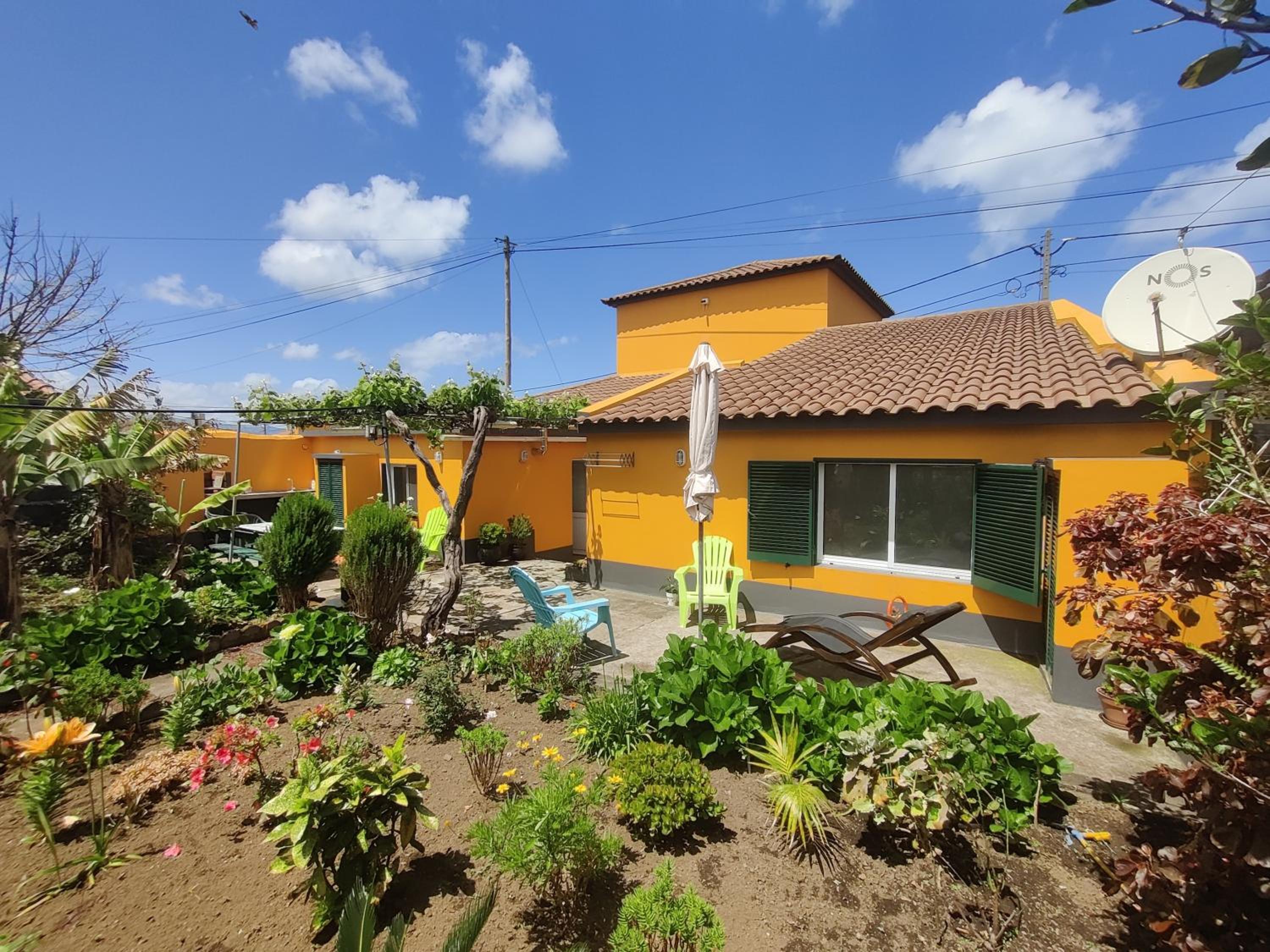 Casa Amarela de Santana