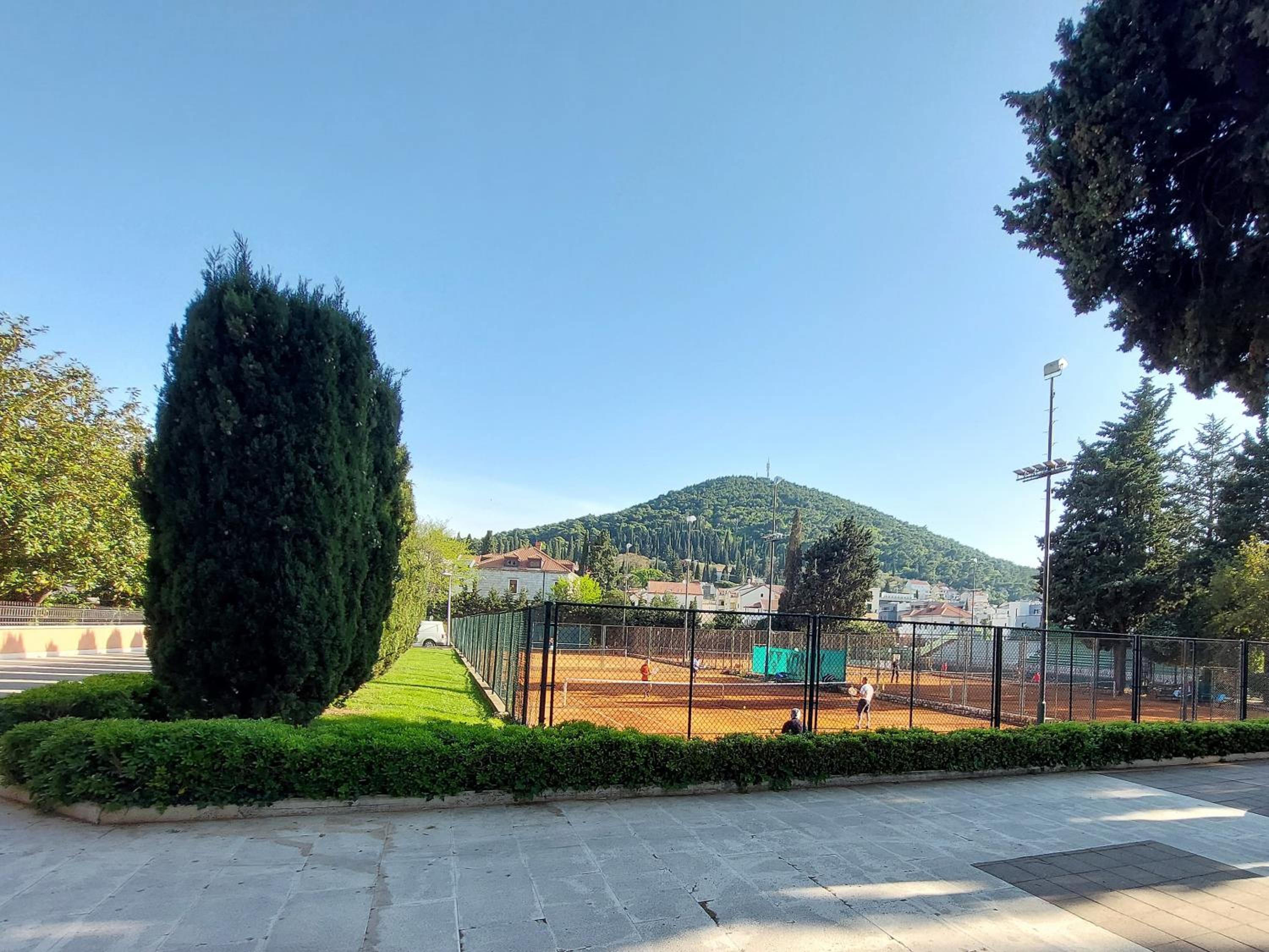 Blue Promenade Apartments