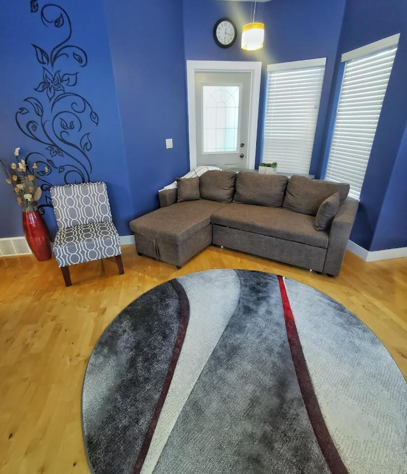 LuxQuarters Kitimat River Suite