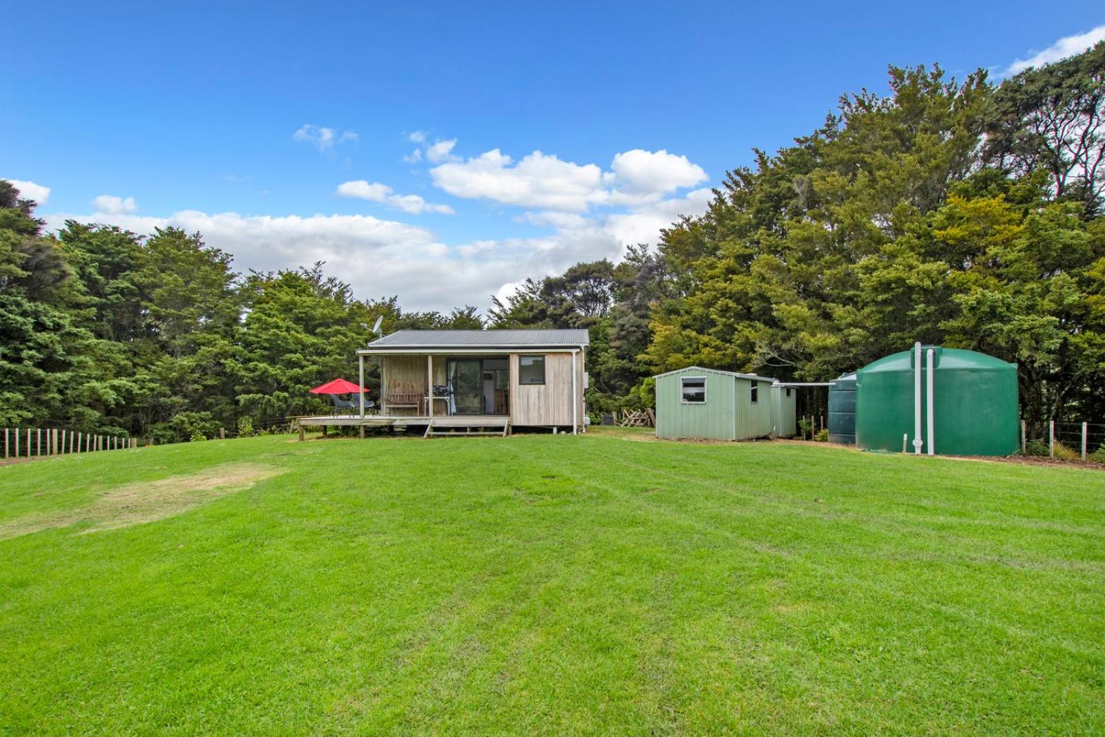 Totara Folly - Mangawhai Holiday Home