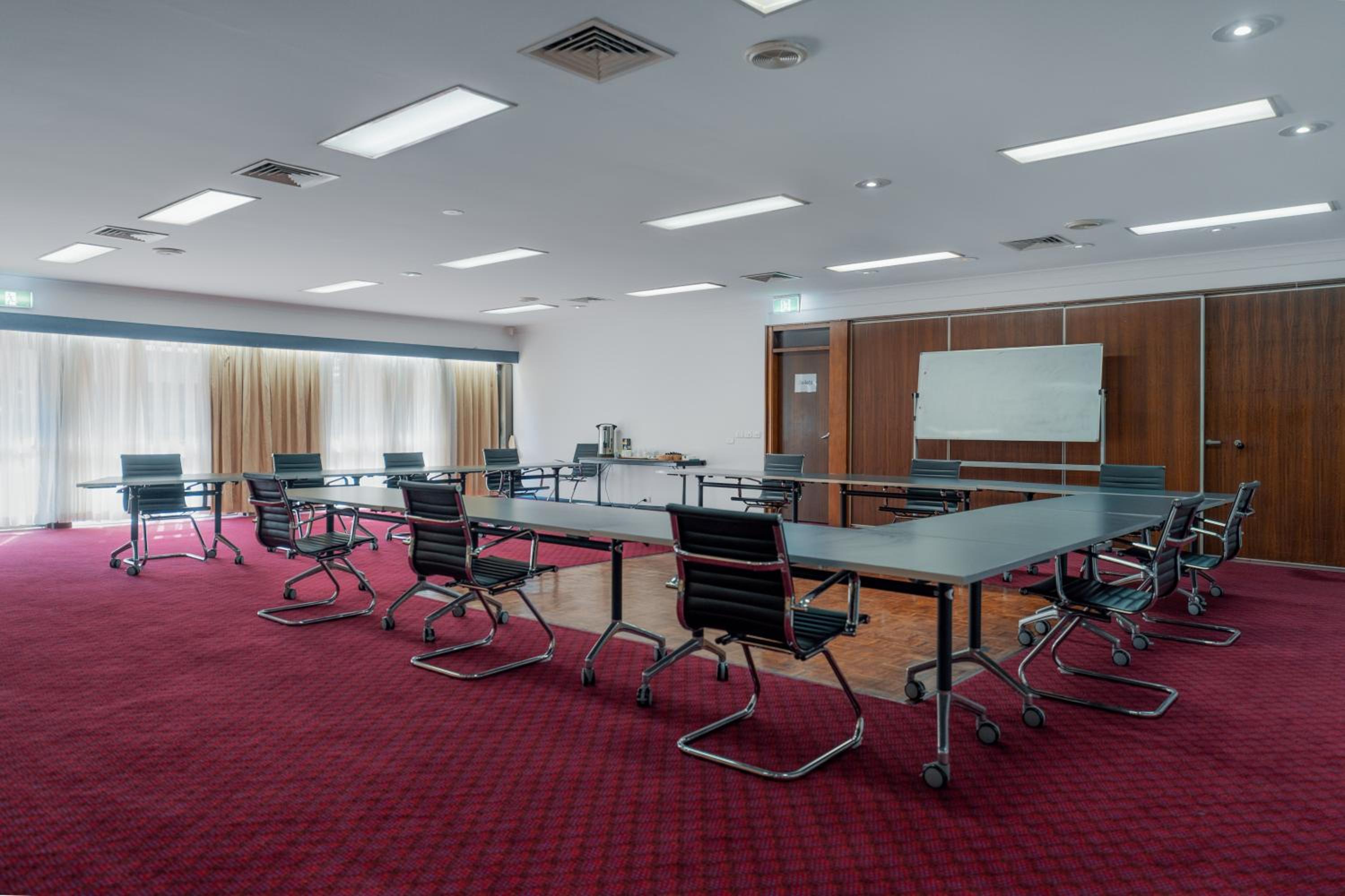 The Select Inn Gosford