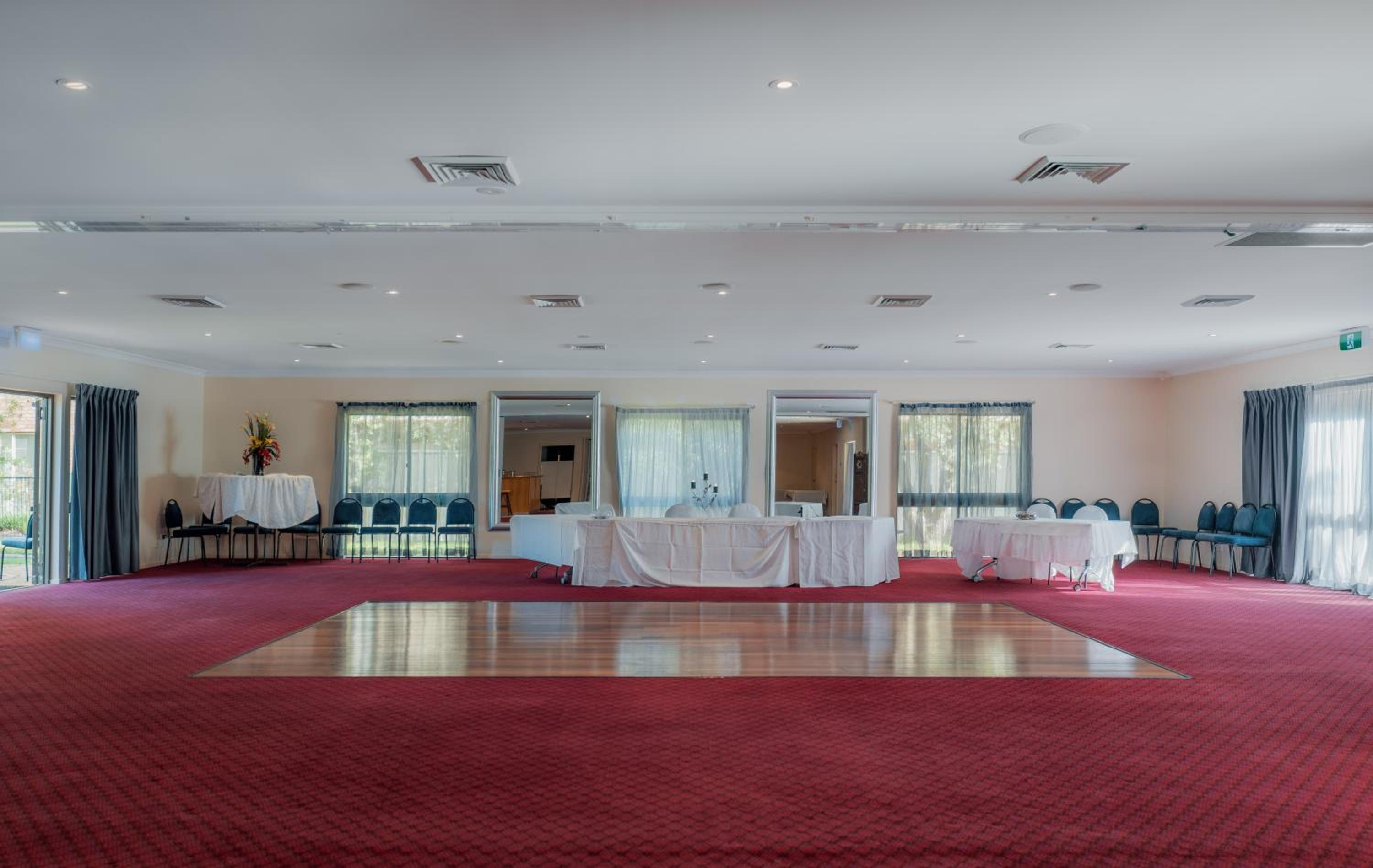 The Select Inn Gosford