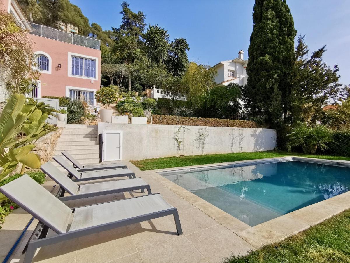 Le Mas rose by Booking Guys photo 4