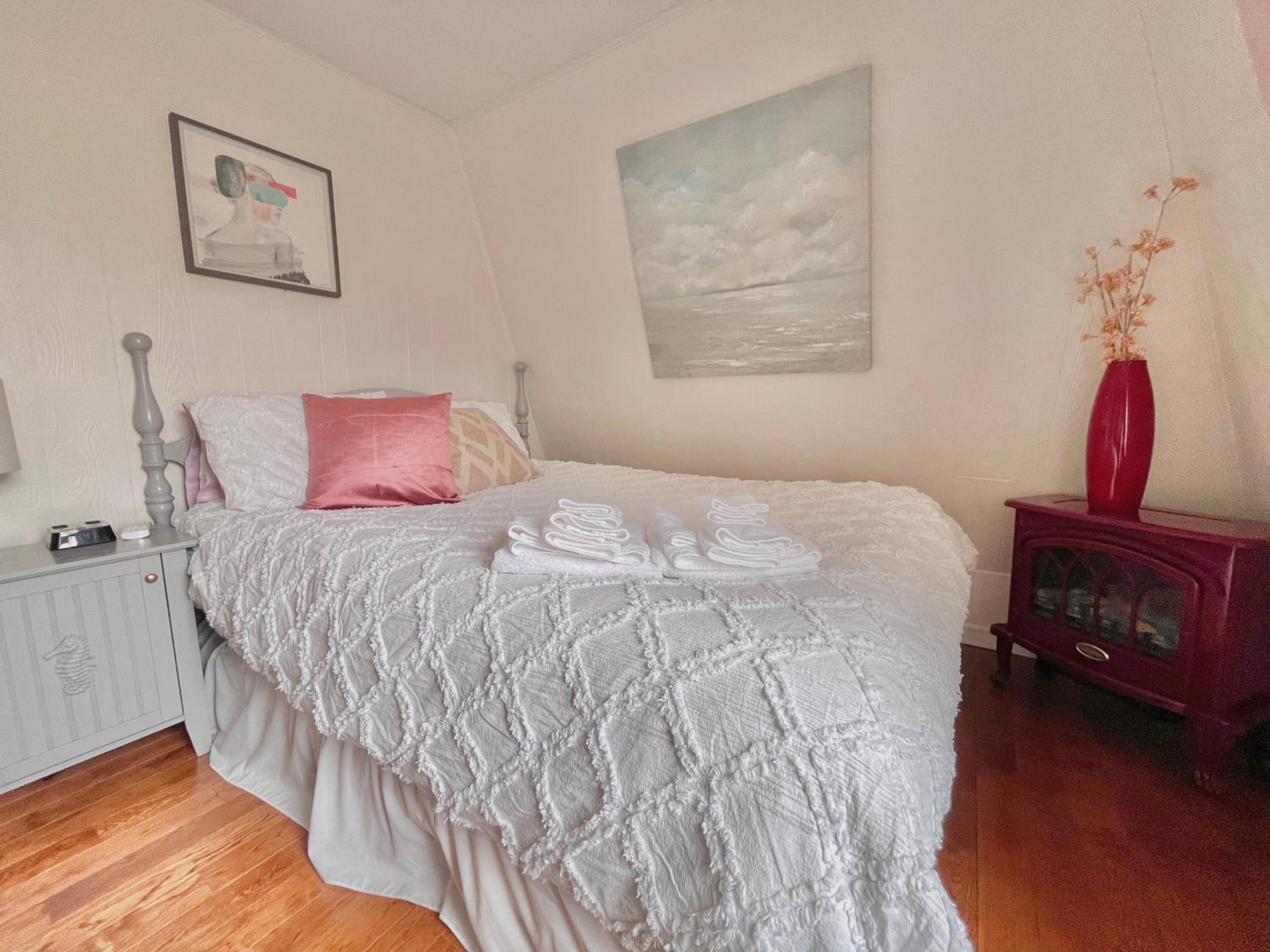Charlottetown Vacations - The Loft at Charlotte's Rose - Property Image 4