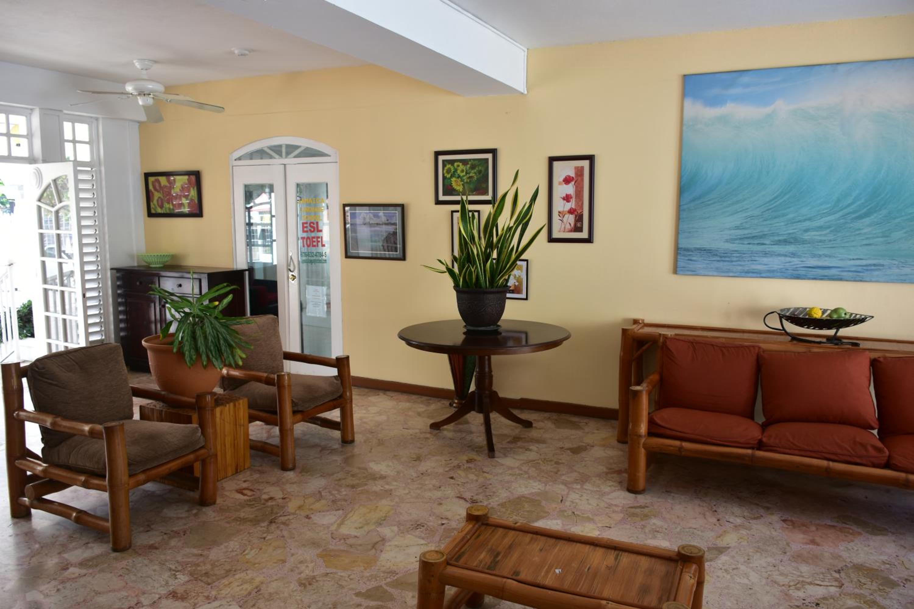 Czar's Sanctuary- Apt B4 at Sandcastle view 5