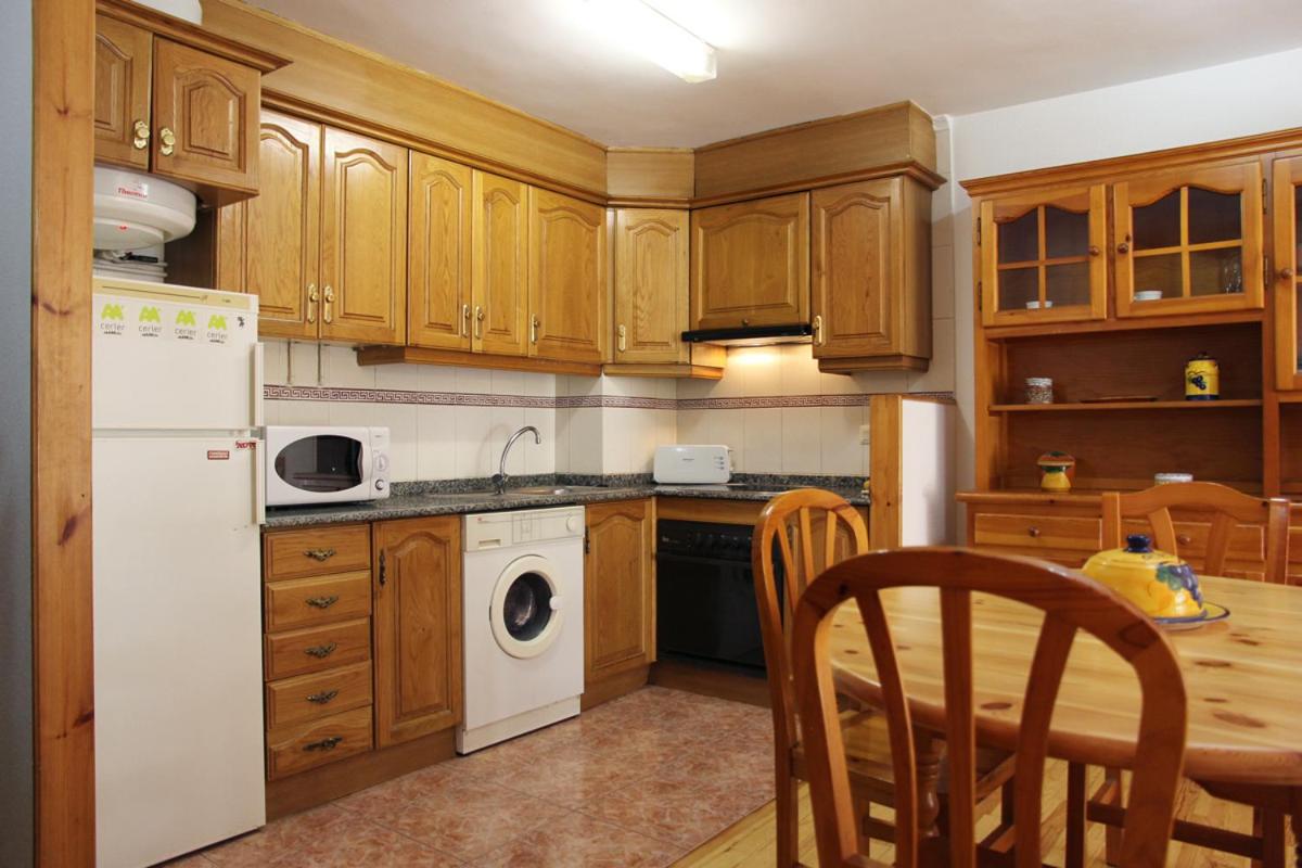 Apartamentos Los Tilos view 2