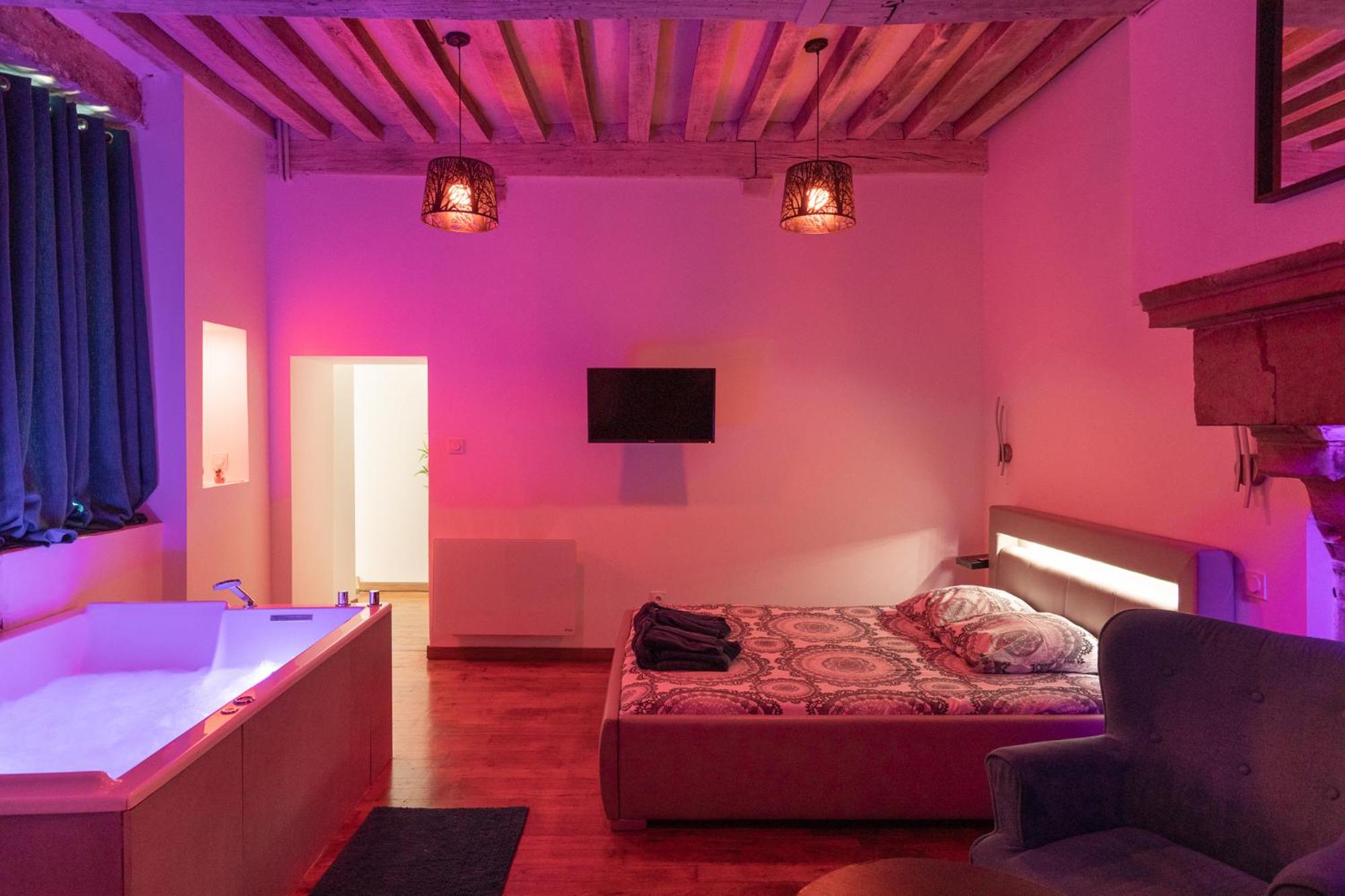 Hotel Luxury Spa - Image 1