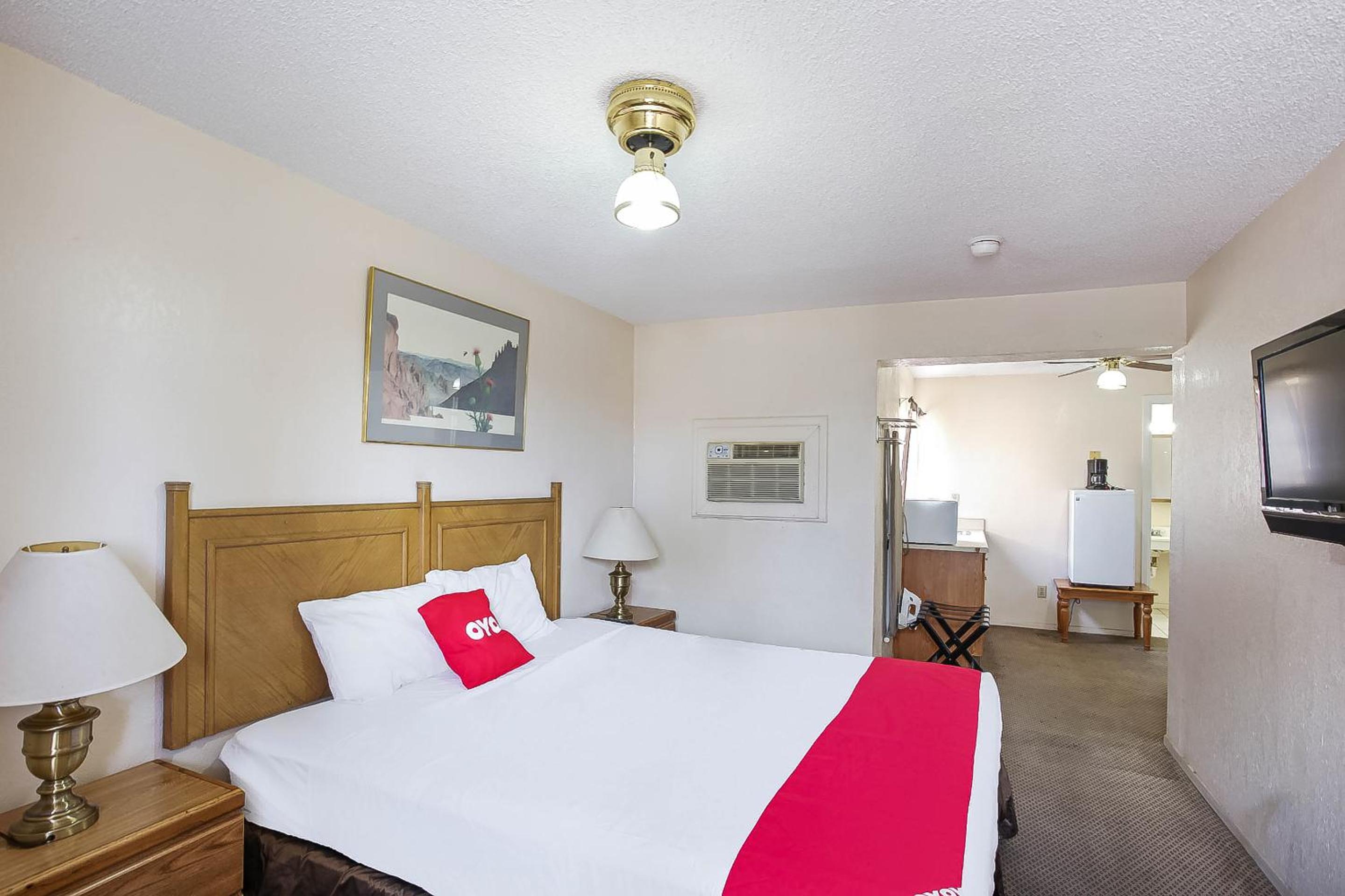OYO Hotel Yuma AZ - I-8 US-95