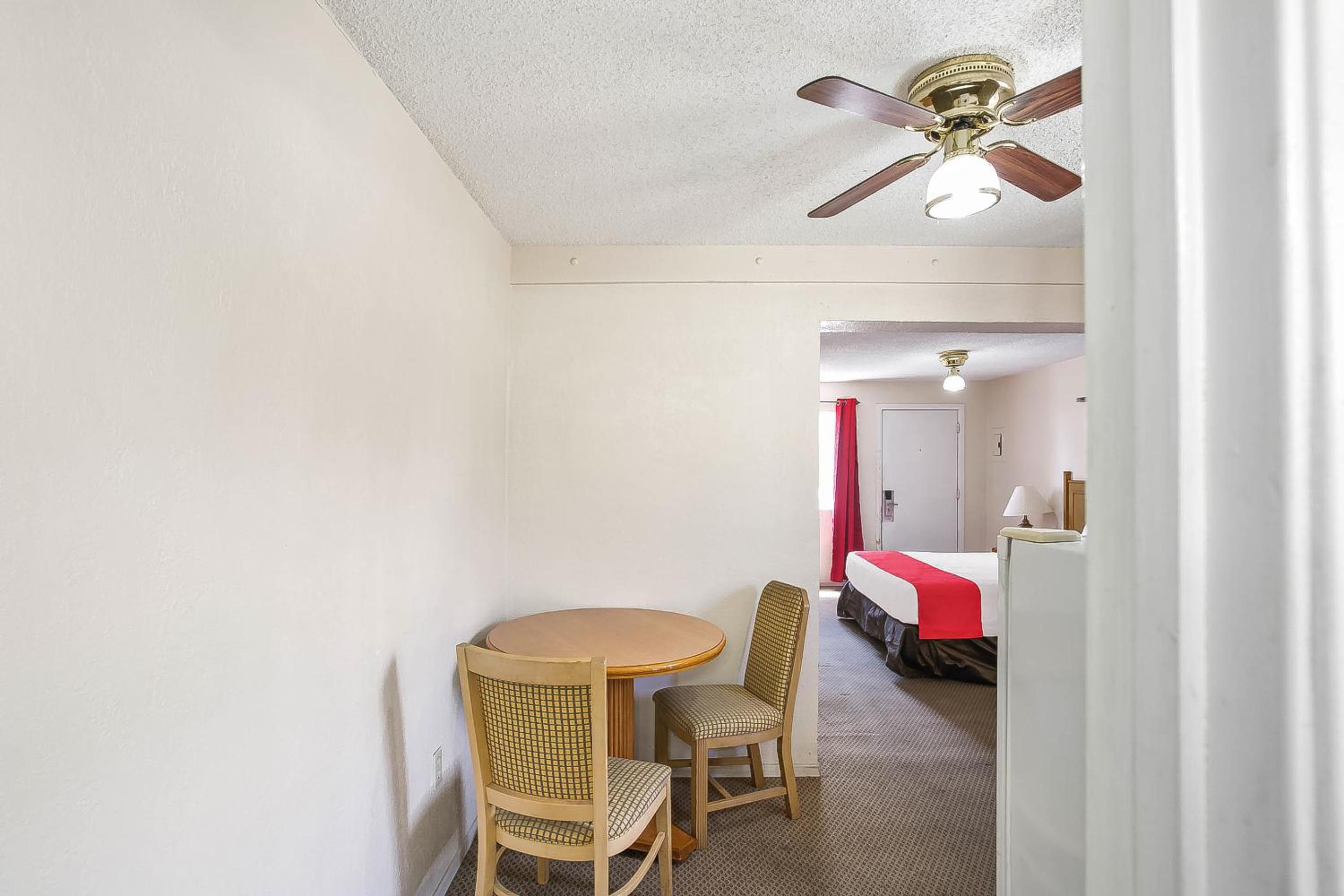 OYO Hotel Yuma AZ - I-8 US-95