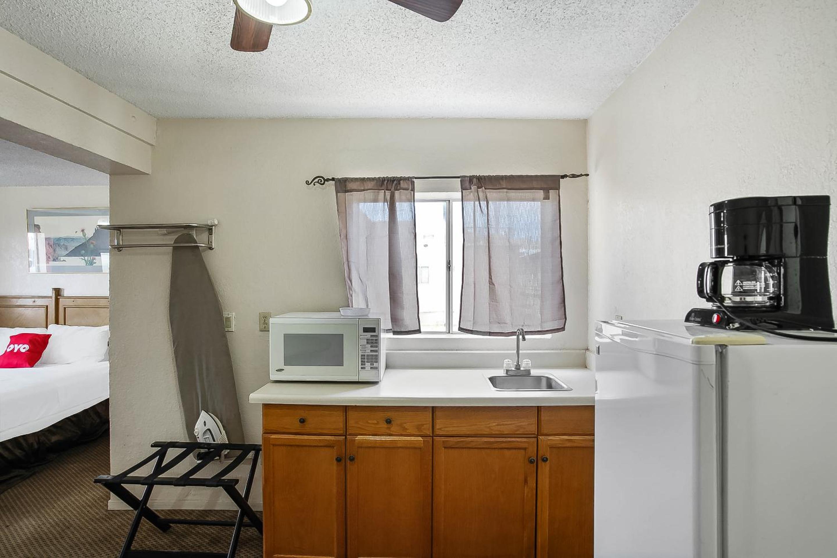 OYO Hotel Yuma AZ - I-8 US-95