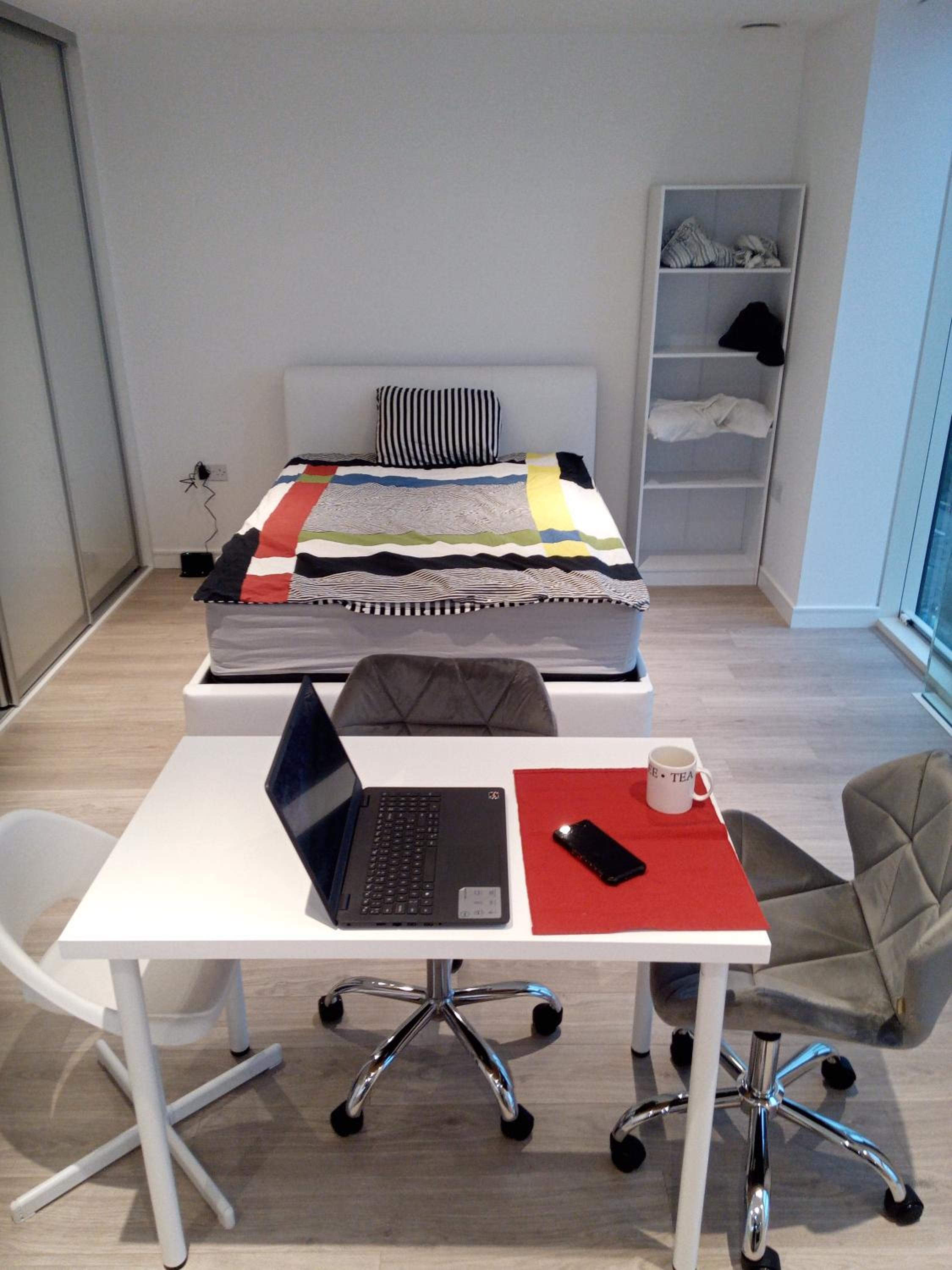 Photo 10