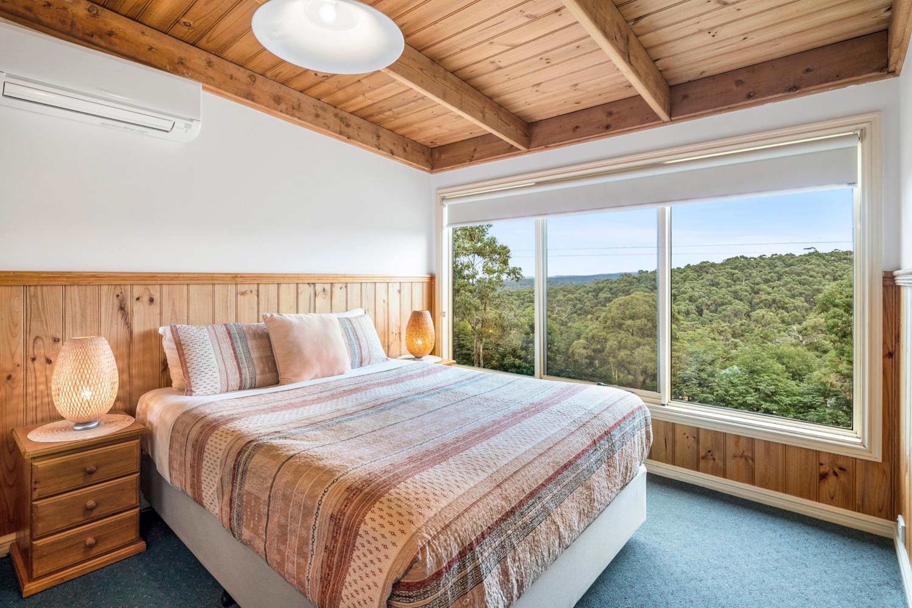 Lorne Bush House Cottages & Eco Retreats