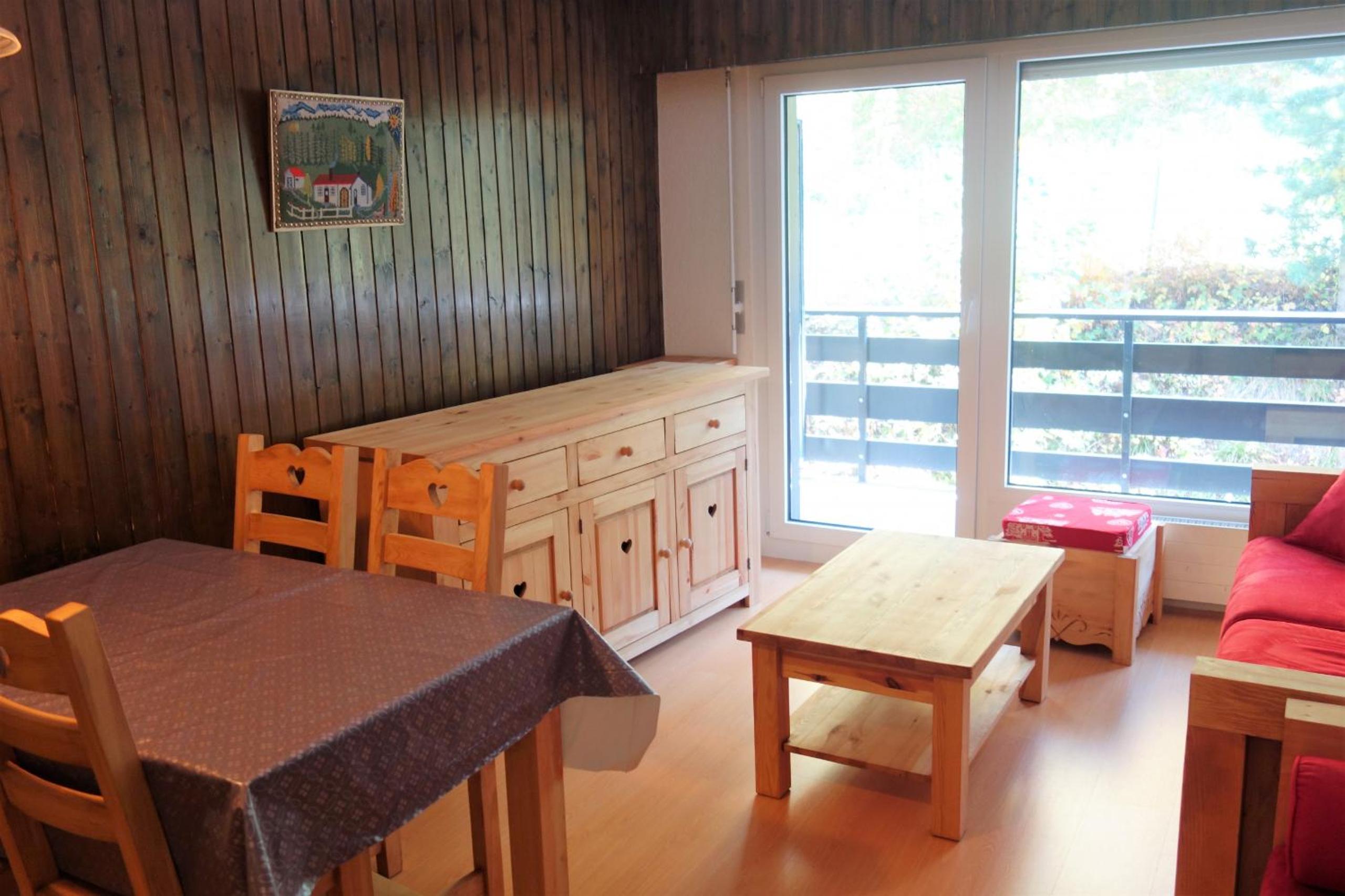 Remointze COSY & CENTER apartments by Alpvision Résidences