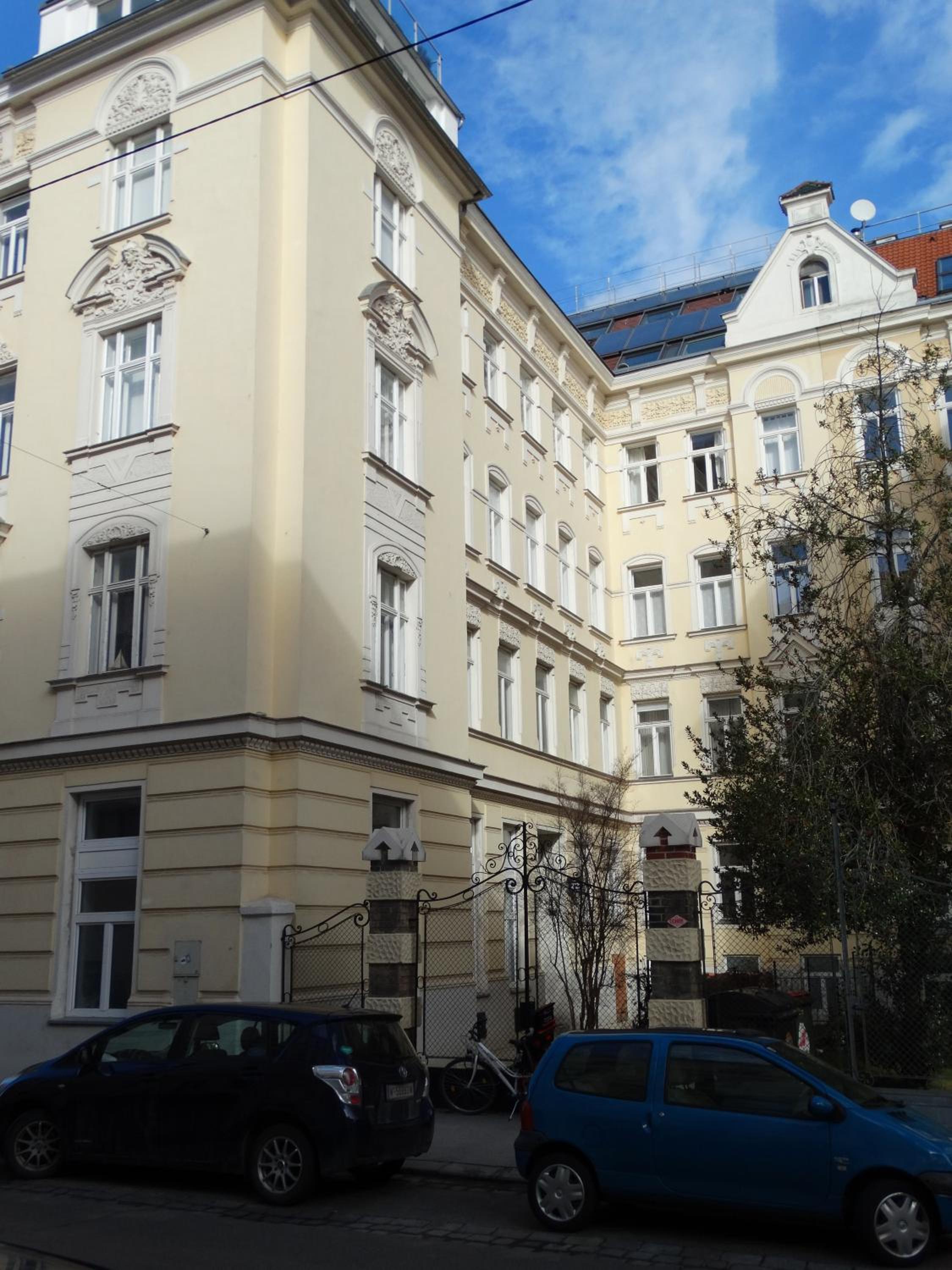 Jugendstil Garconniere