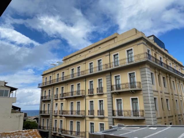 Hotel Kentia Modern/artistic City Apartment