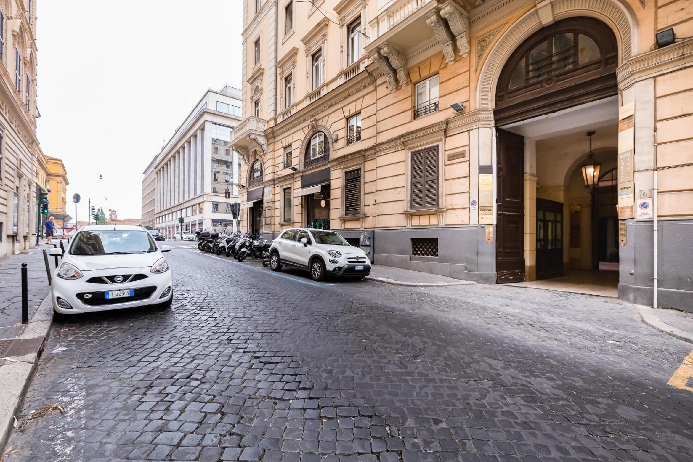 JMartins Roma Suites