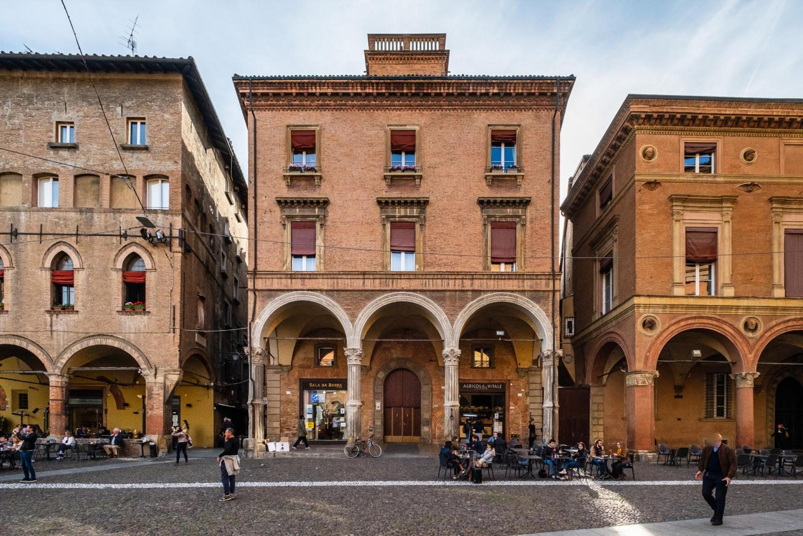 Santo Stefano Design Apartment by Wonderful Italy view 3