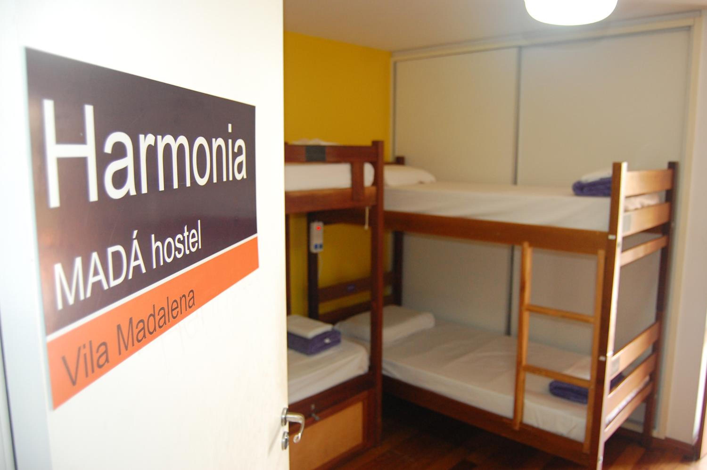 MADÁ Hostel