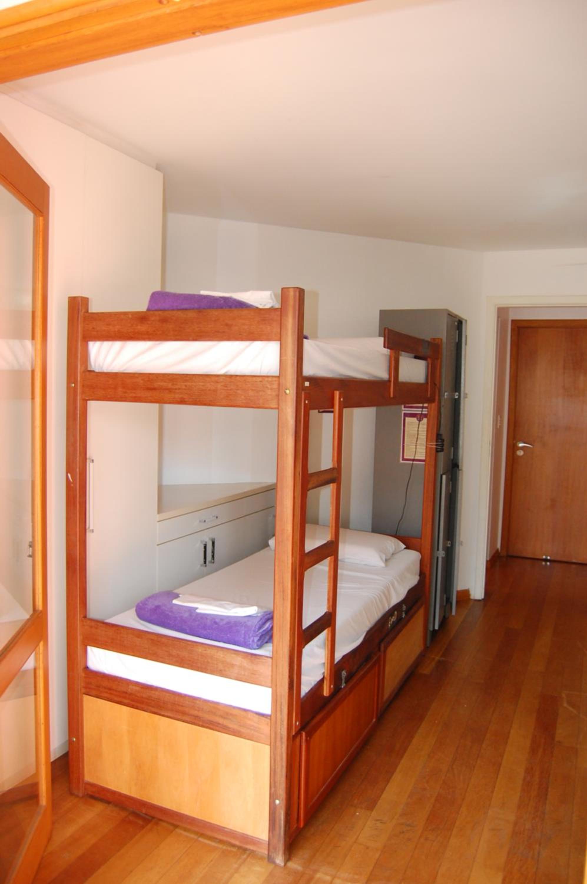 MADÁ Hostel