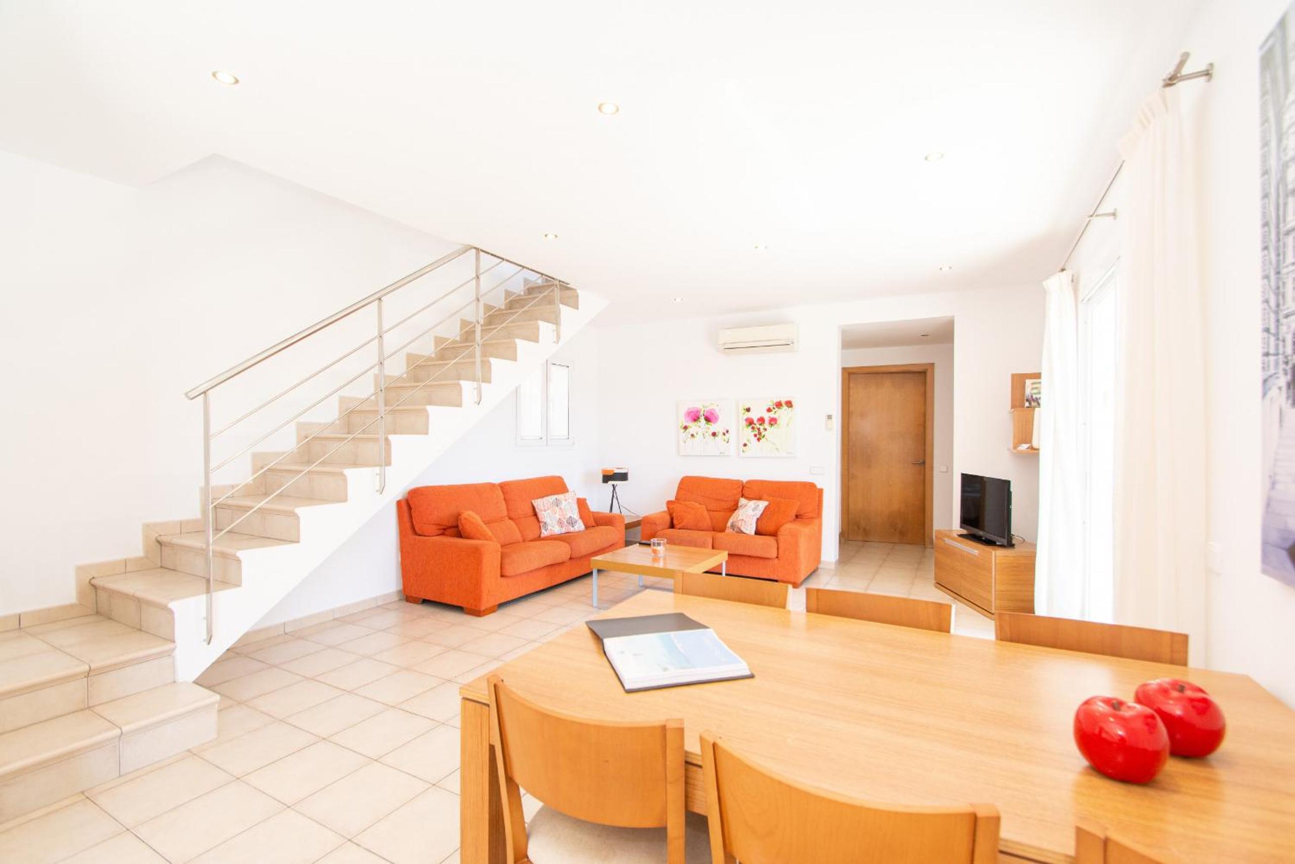 Villa Violeta by Sonne Villas view 4