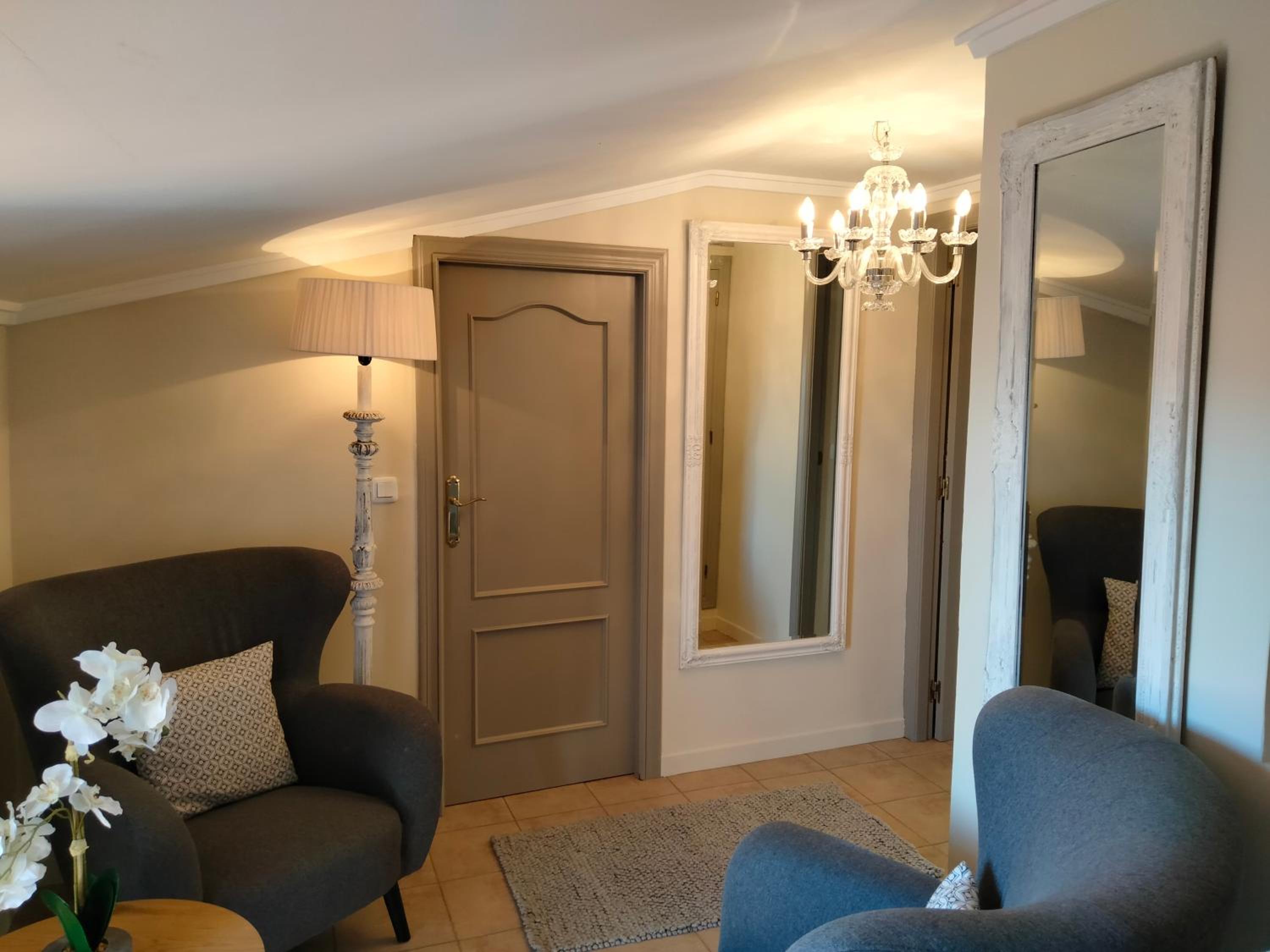 Les Penyetes Boutique Bed and Breakfast