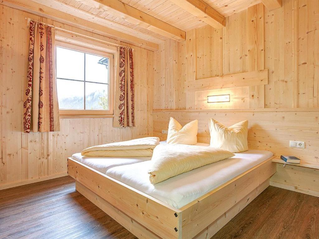 Alois & Elisabeth, Chalet